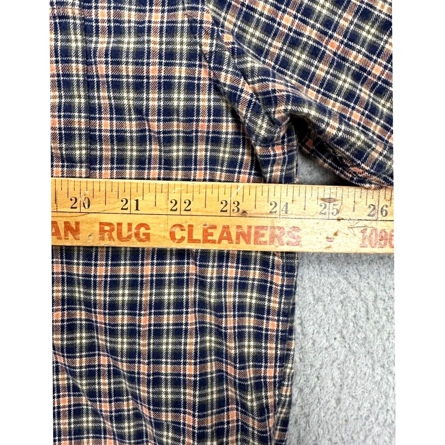 Orvis VINTAGE Orvis Shirt Mens Large Orange Multi Plaid Wool Blend Flannel Button-Down Size US L / EU 52-54 / 3 - 7 Thumbnail