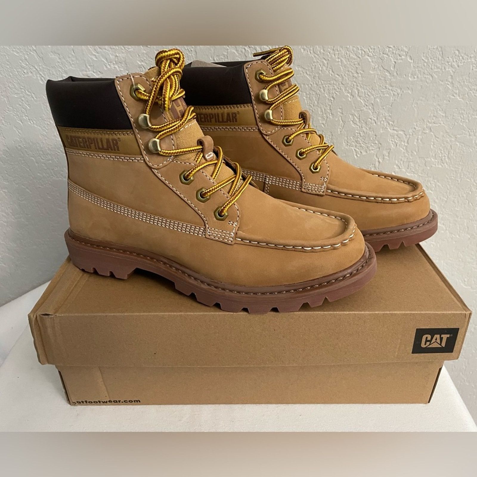 Caterpillar CAT Caterpillar Colorado 2.0 Moc Toe in Honey Reset Men 8 Size US 8 / EU 41 - 1 Thumbnail