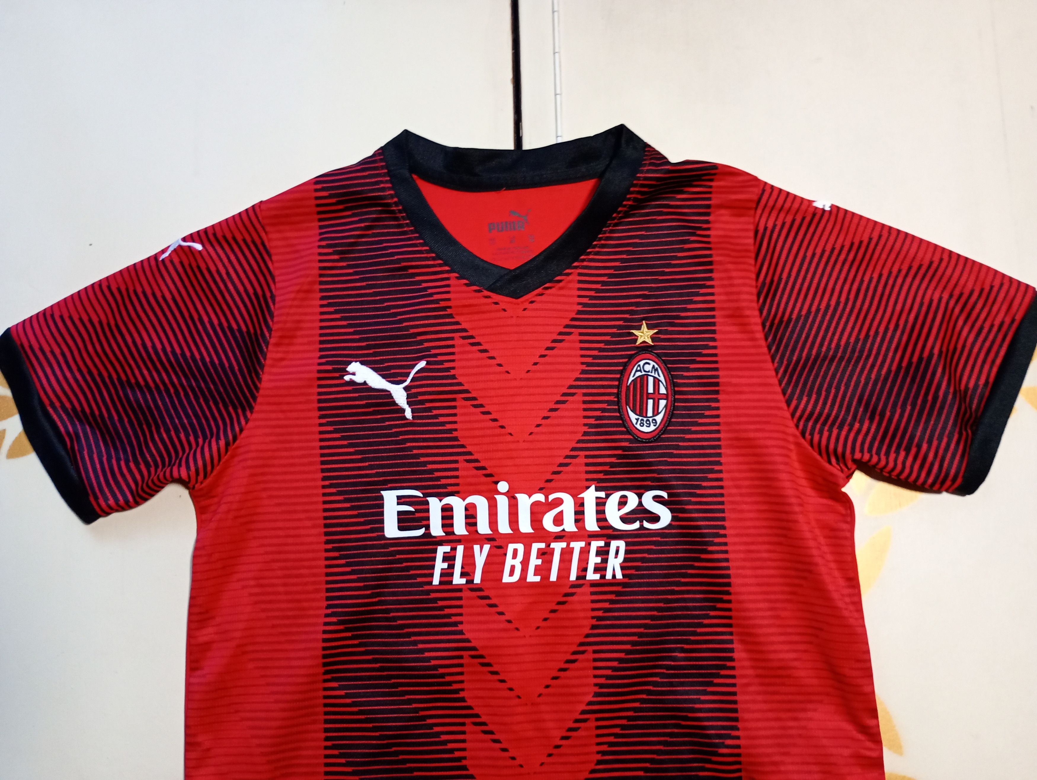 Puma Puma AC Milan Home Jersey #10 Rafa Leao 2023-2024 size 28 Size US S / EU 44-46 / 1 - 7 Thumbnail