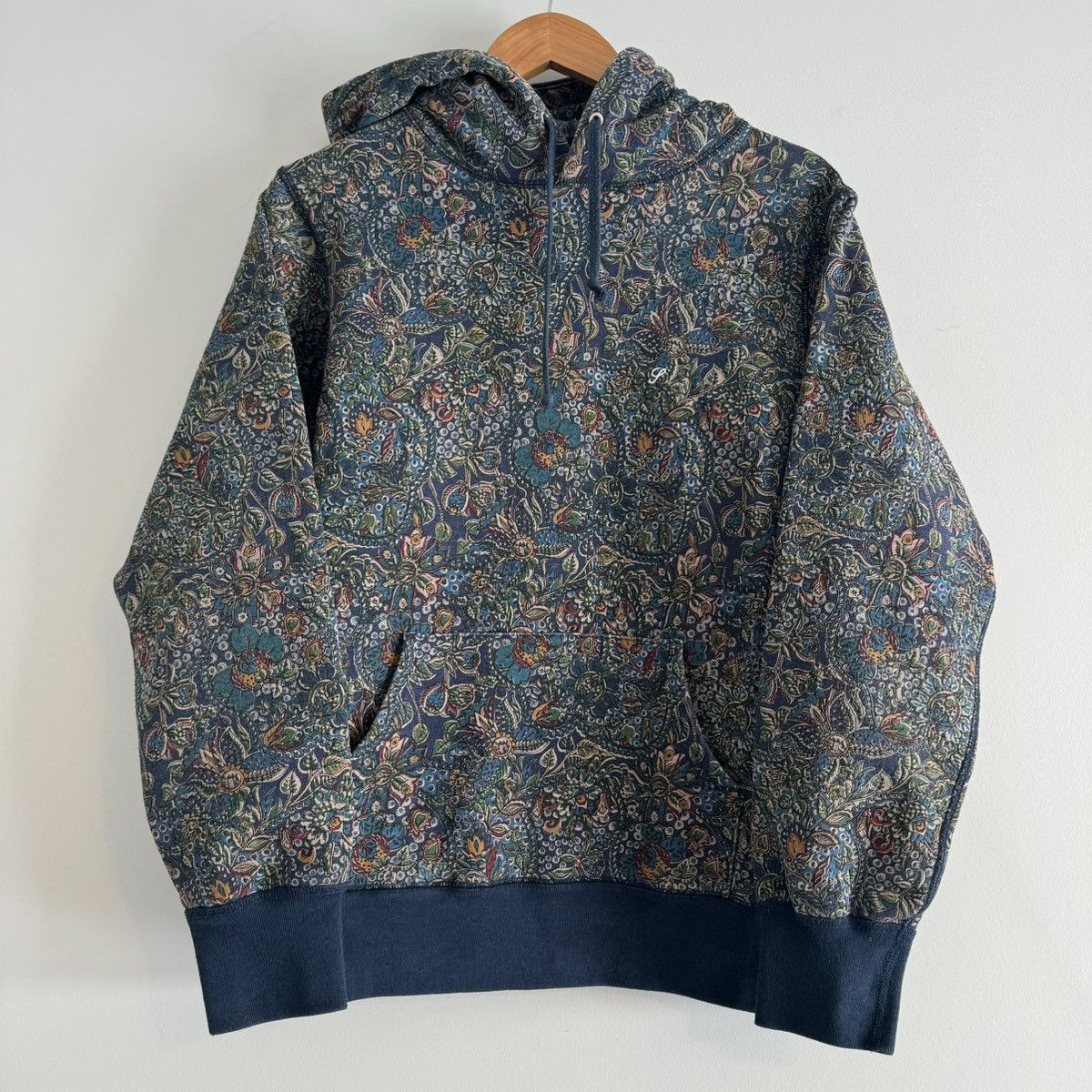 Supreme Paisley Hoodie | Grailed