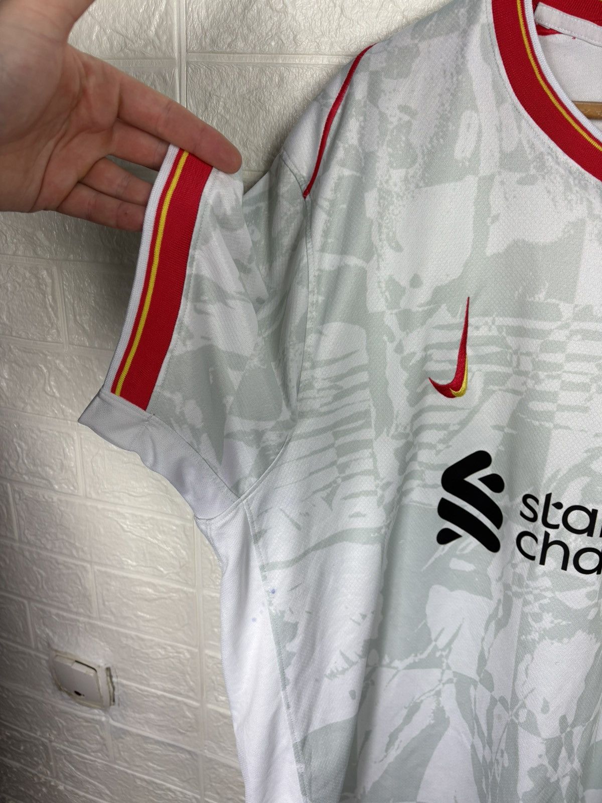 Nike LIVERPOOL 2024 2025 THIRD FOOTBALL SHIRT SOCCER JERSEY NIKE Size US XXL / EU 58 / 5 - 16 Thumbnail