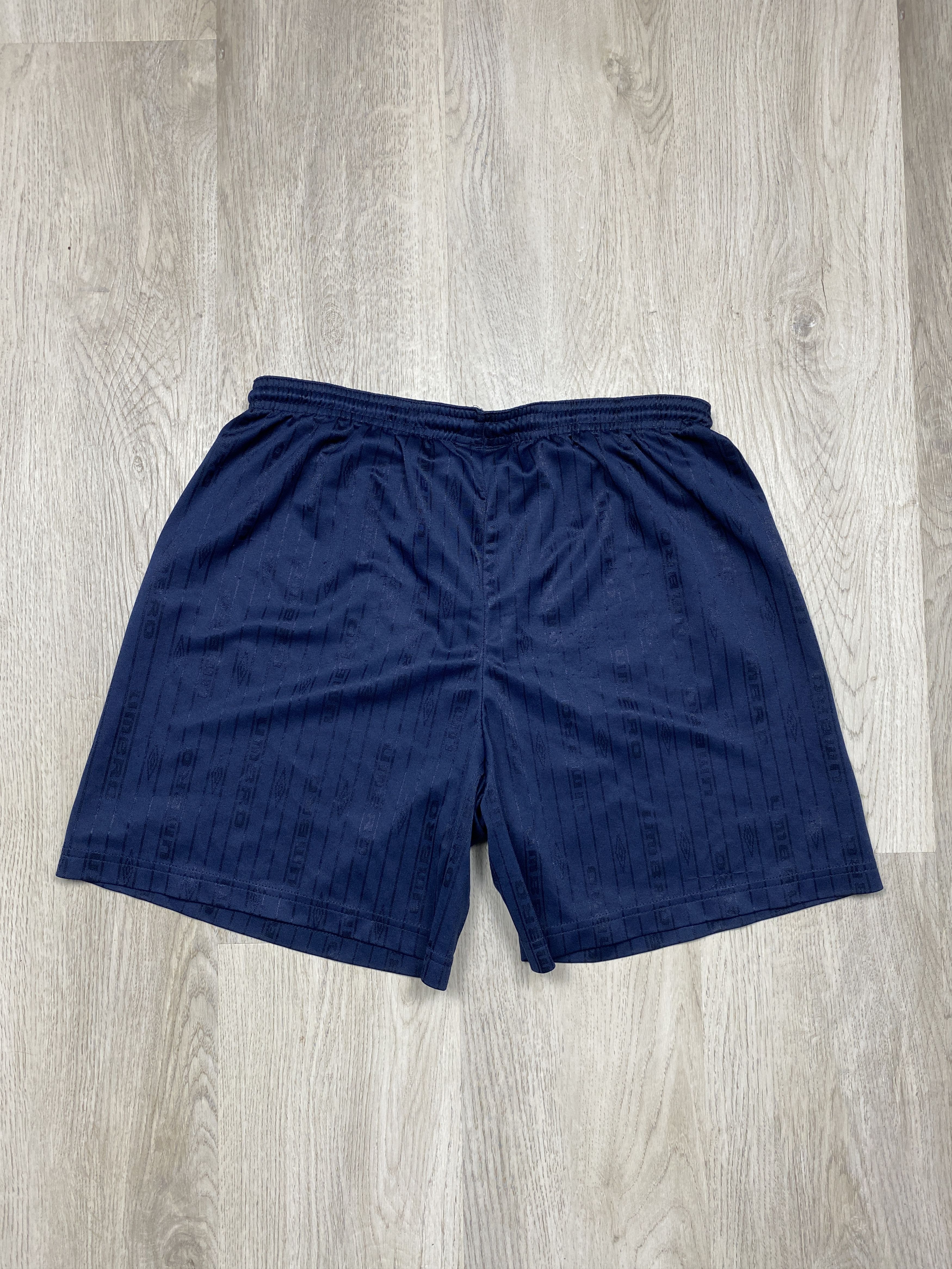 Umbro Umbro Vintage Mens Shorts Size US 34 / EU 50 - 7 Thumbnail