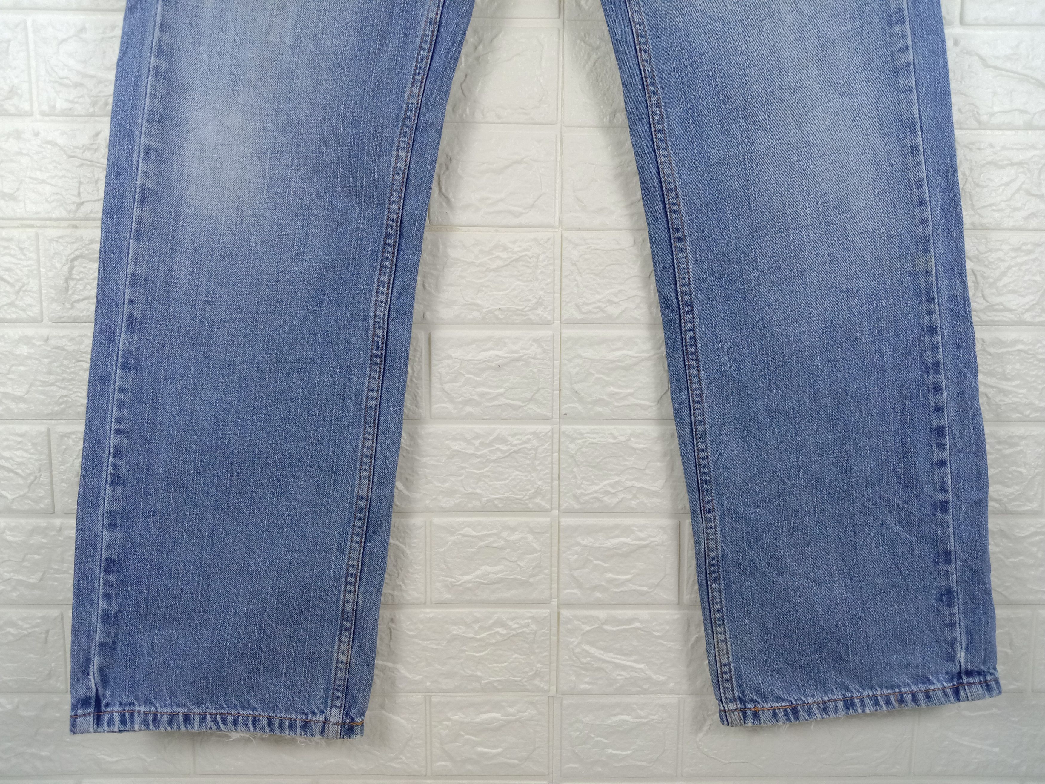 Levi's Vintage Levi's 559 Jeans Blue Wash Denim Size US 34 / EU 50 - 4 Thumbnail