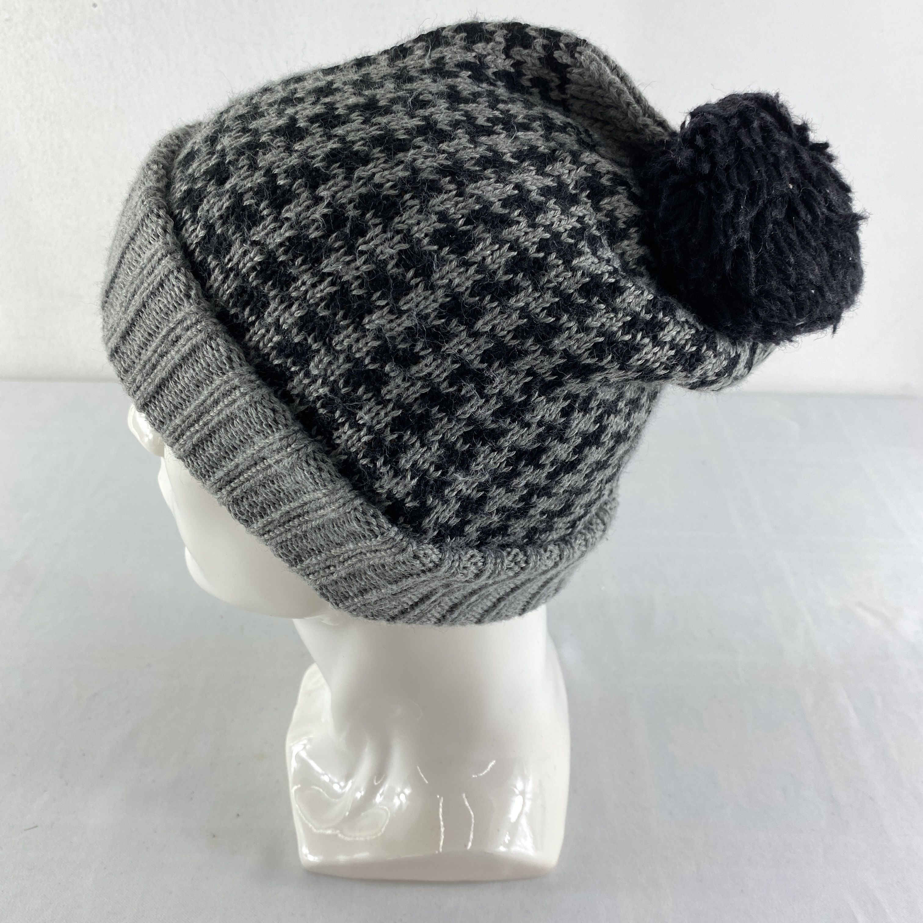 Japanese Brand Grevi Italy Plain Snow Cap Hat Beanie -BN653 Size ONE SIZE - 1 Thumbnail