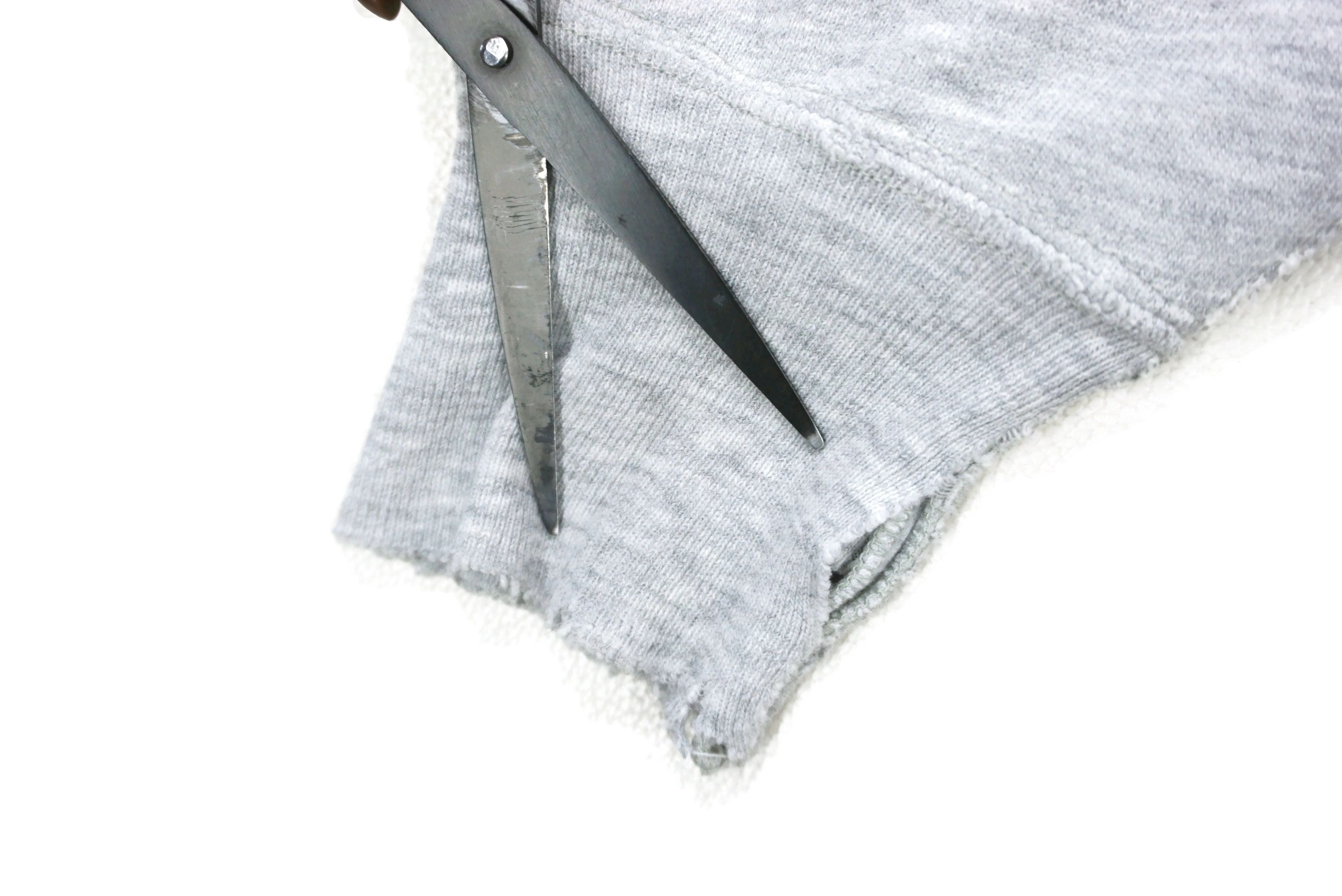 Other Vintage Champion Reverse Weave Made in USA Minnesota Vikings Size US L / EU 52-54 / 3 - 7 Thumbnail