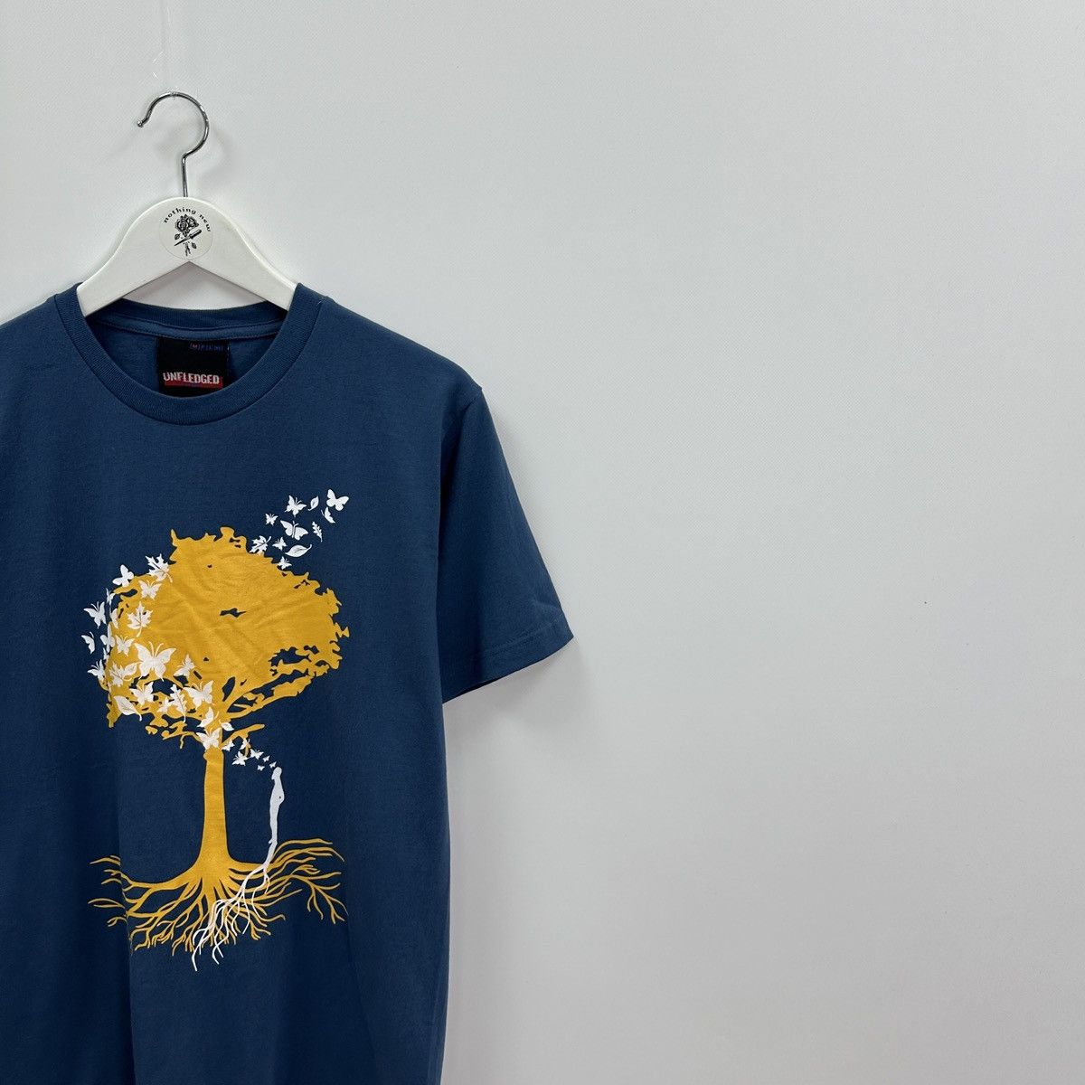 Vintage Vintage 00s Unfledged Connecting with nature Tree human tee Size US M / EU 48-50 / 2 - 2 Thumbnail