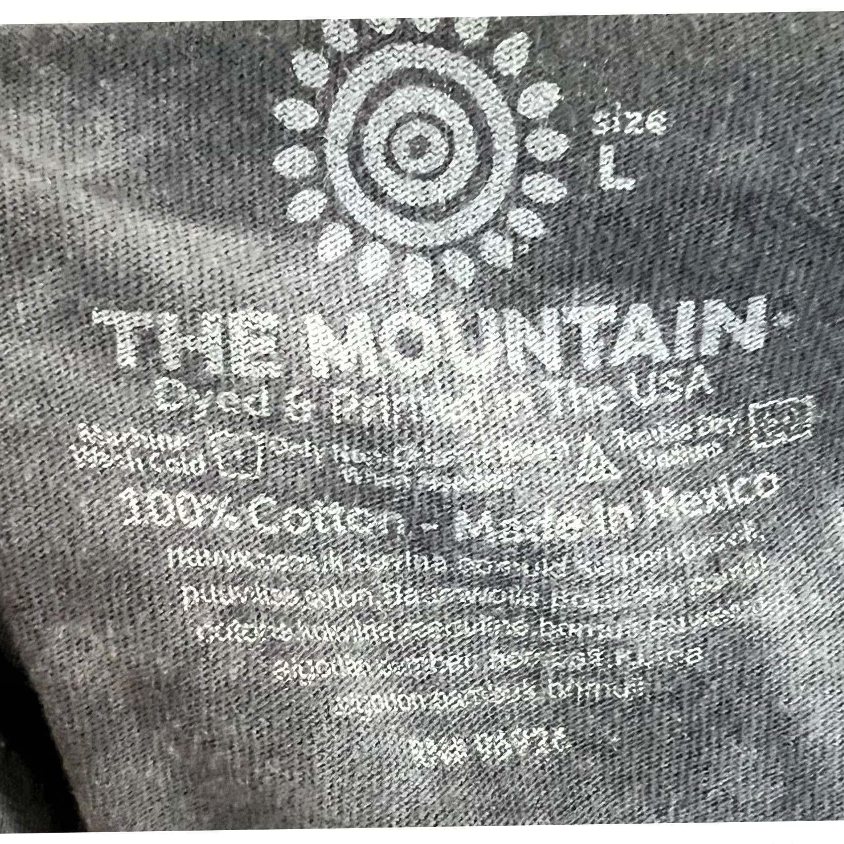 The Mountain VINTAGE THE MOUNTAIN Black Labrador Dog All Over Print Tie Dye Graphic Shirt Men’s L Size US L / EU 52-54 / 3 - 3 Thumbnail