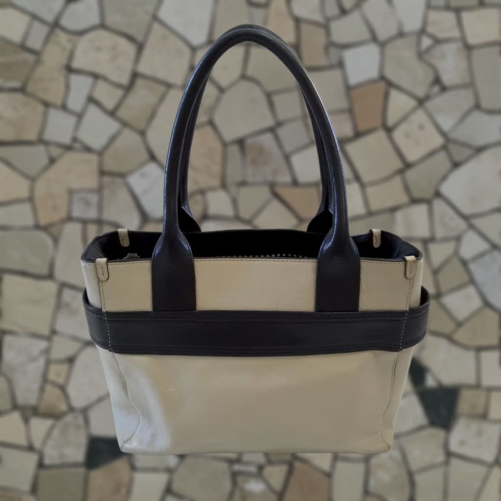 Vintage kate spade new york Elena Villabella Avenue Beige Black Structured Handbag Purse Medium Women Leather Solid Size ONE SIZE - 1 Thumbnail