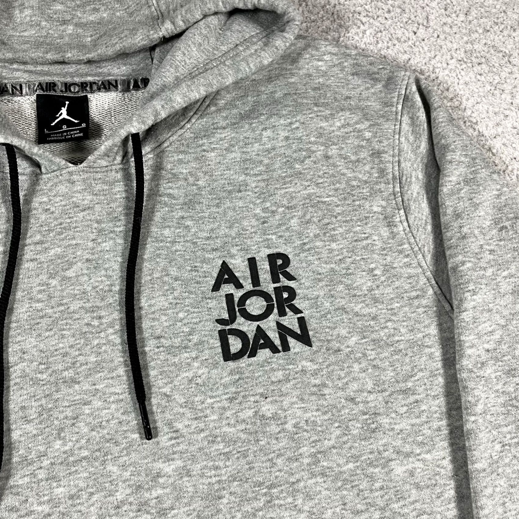 Jordan Brand Air Jordan Hoodie Men L Gray Pullover Jumpman Basketball Sweatshirt Classic Size US L / EU 52-54 / 3 - 4 Thumbnail
