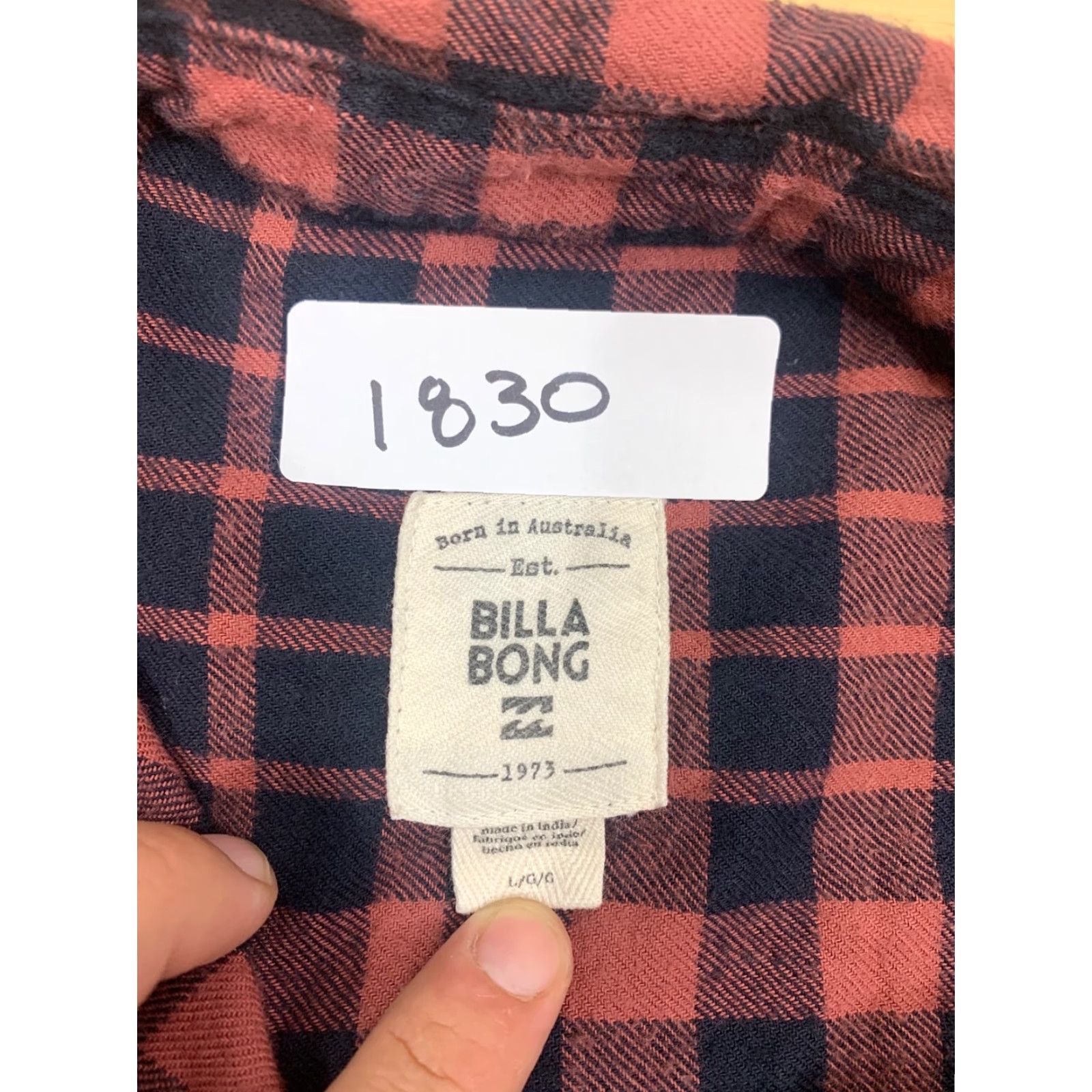 Billabong Billabong Plaid Button-Down Shirt Mens L Long Sleeve Flannel Cotton Red Black Multicolor 90s Retro Hipster Rockabilly Classic Casual Button-Up Size US L / EU 52-54 / 3 - 5 Thumbnail