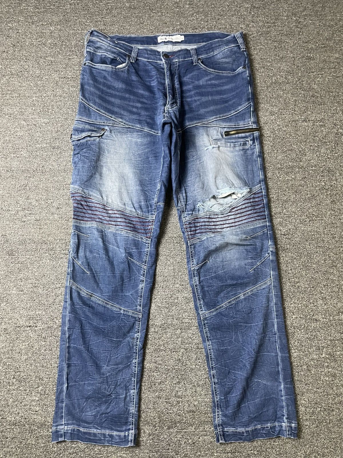 Japanese Brand × Vintage Blue B Brand Distressed Denim Biker Jeans (117) Size US 35 - 1 Thumbnail