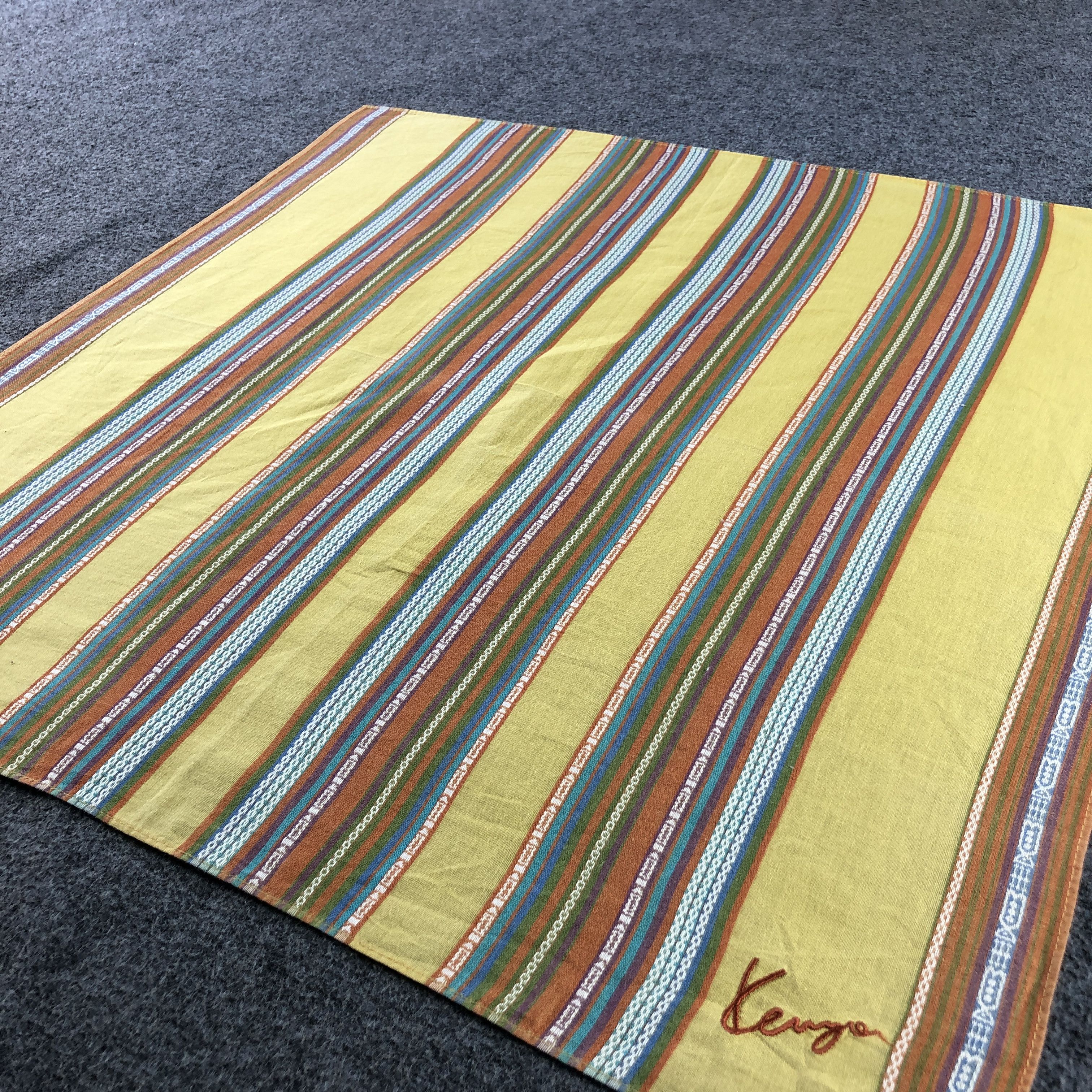Kenzo × Vintage Kenzo Handkerchief Neckerchief Bandana H2440 Size ONE SIZE - 3 Thumbnail