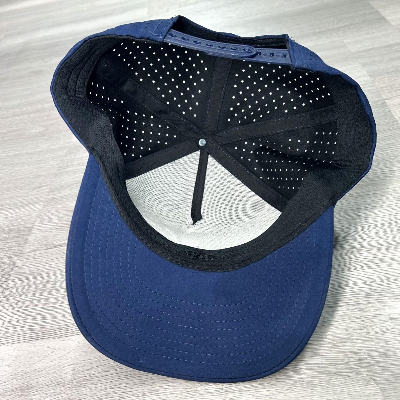Vintage Sunday Swagger Hat Cap Snap Back Mens One Size Blue Golf Perforated Lightweight Size ONE SIZE - 5 Thumbnail