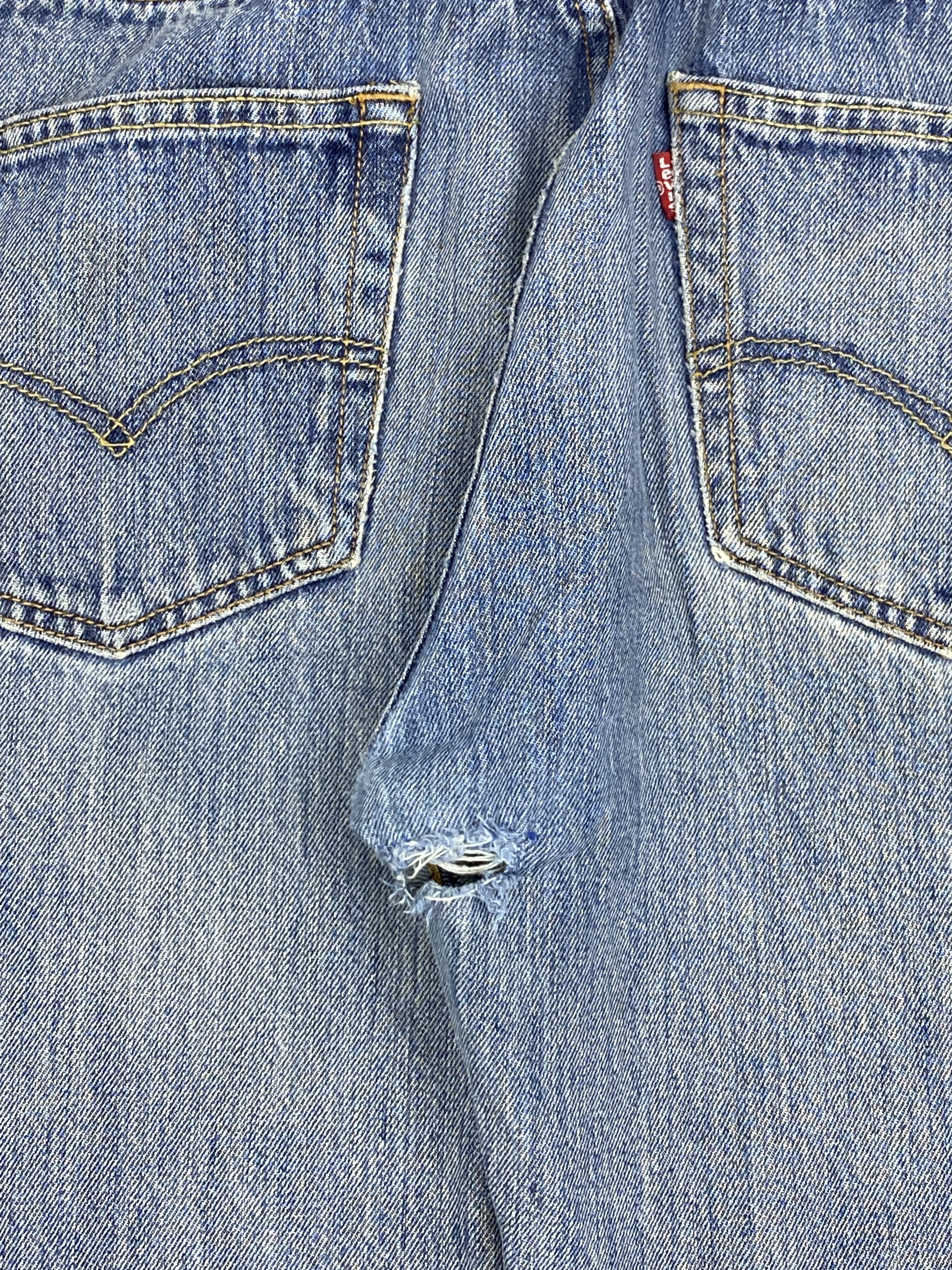 Levi's × Vintage Distressed Vintage Levi's 501 Faded Blue Jeans DP2815 Size US 36 / EU 52 - 18 Thumbnail