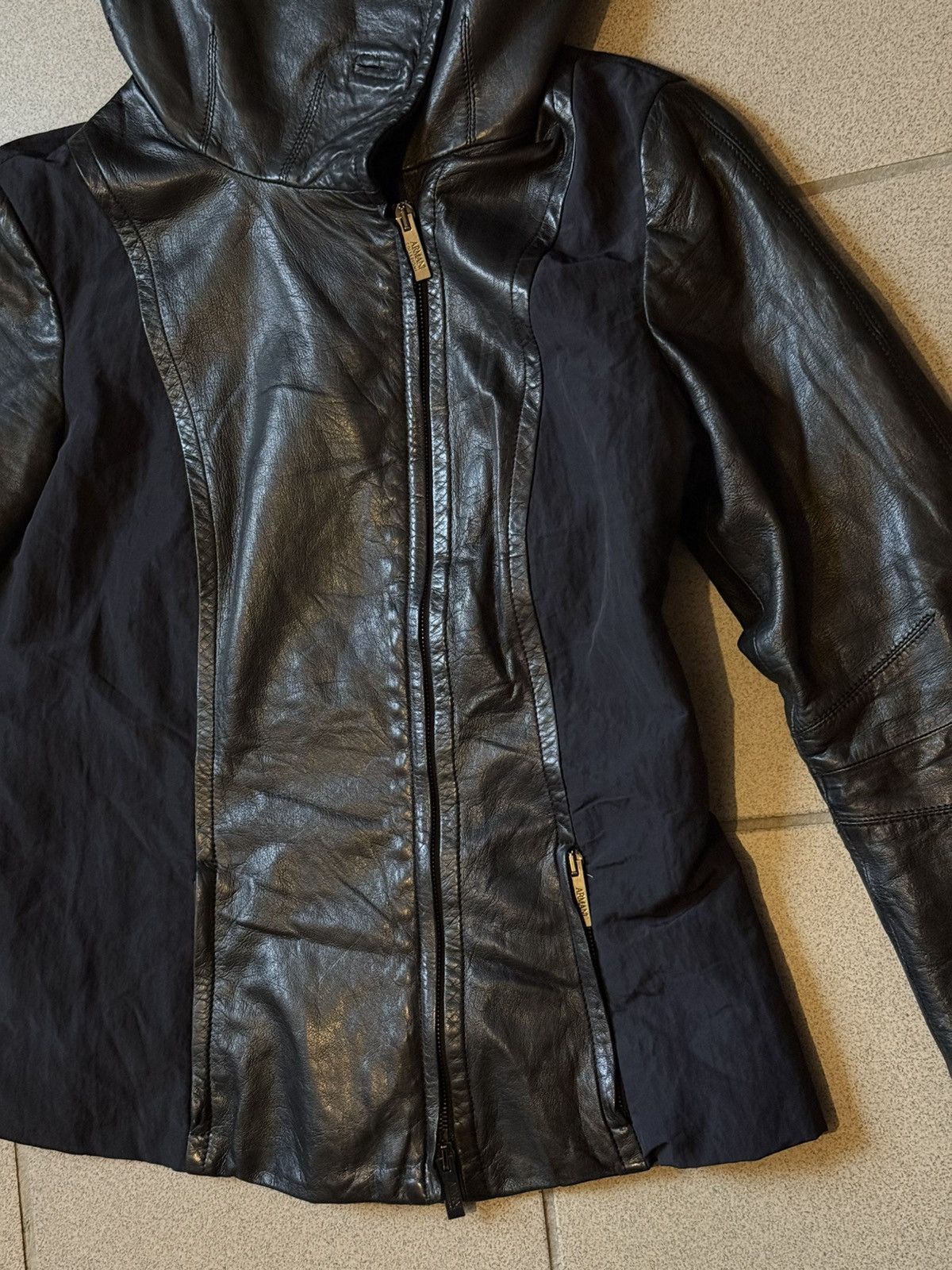 Armani Collezioni Armani Collezioni Women’s Leather Jacket – Made in Italy Size S / US 4 / IT 40 - 3 Thumbnail