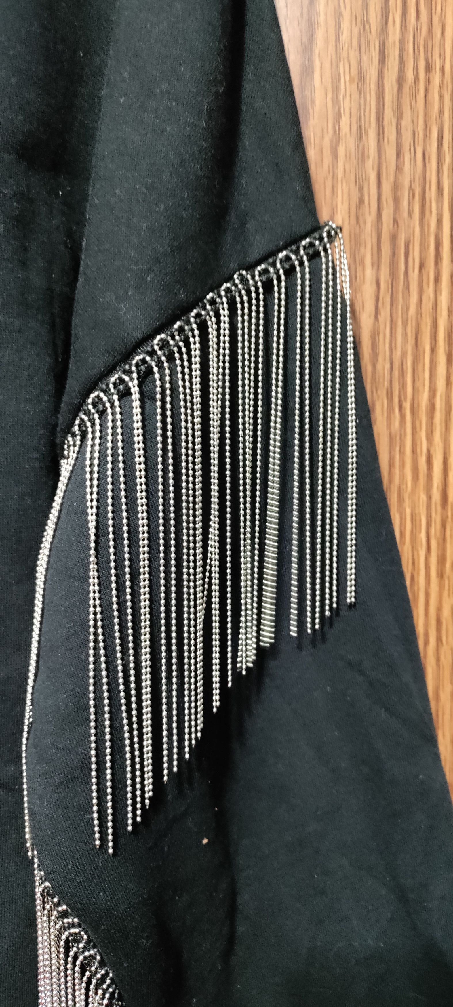 H&M H&M Women's Black Long Sleeve Sweater Sz M w/ metal fringe Size M / US 6-8 / IT 42-44 - 2 Thumbnail