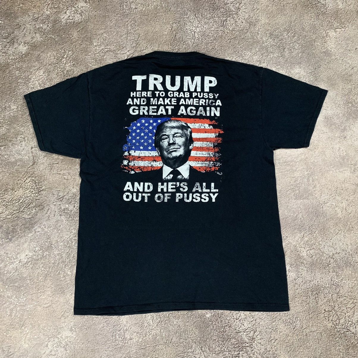 Vintage VINTAGE Y2K HUMOR TEE FUCK DONALD TRAMP HES PUSSY USA 90s Size US XL / EU 56 / 4 - 1 Thumbnail