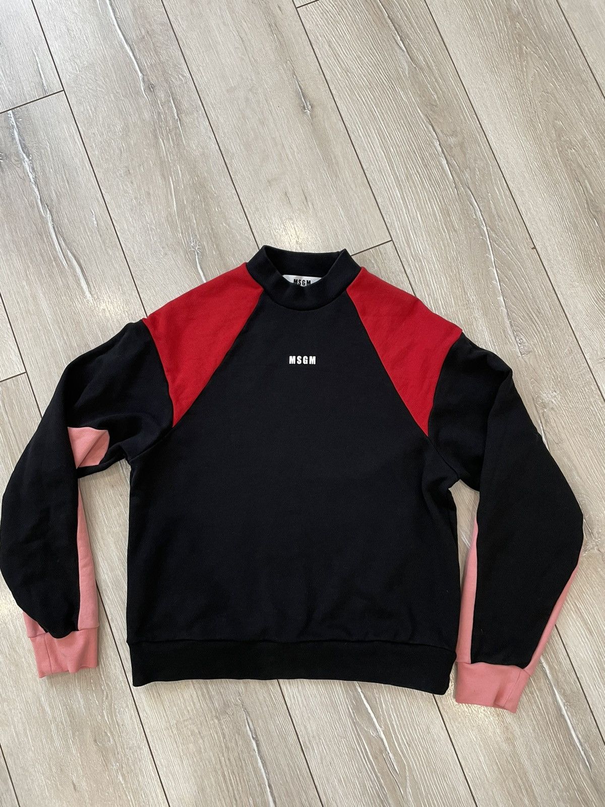 Designer × MSGM RRP £265.00 MSGM Milano Logo Printed Turtleneck sweatshirt Size US S / EU 44-46 / 1 - 1 Thumbnail