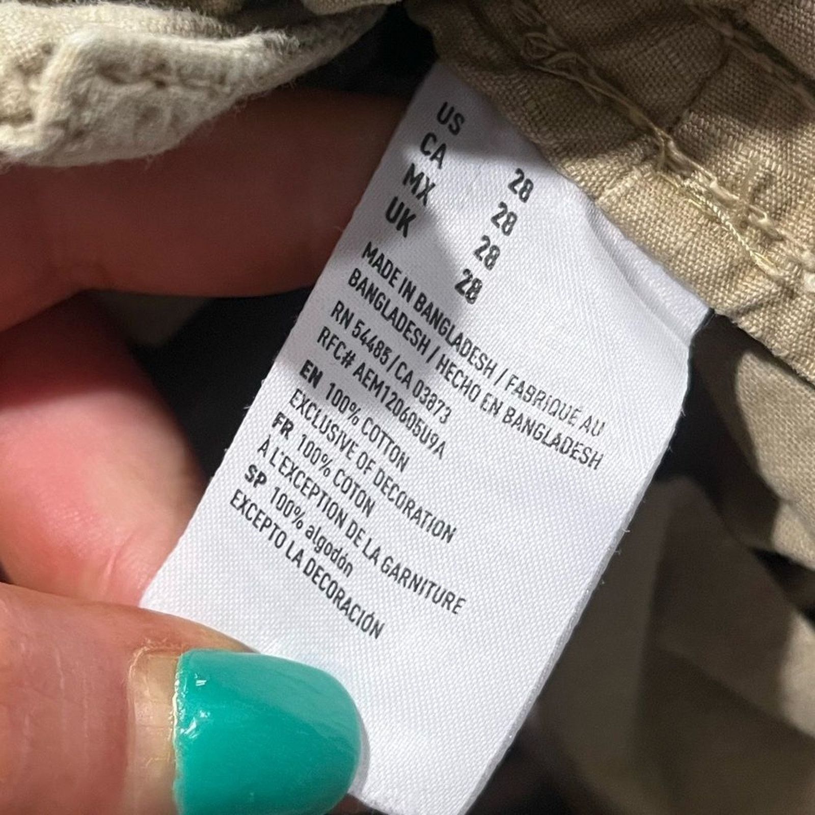 American Eagle Outfitters American Eagle Lived-In Cargo Shorts Mid Rise Khaki Size 28 Size US 28 / EU 44 - 7 Thumbnail