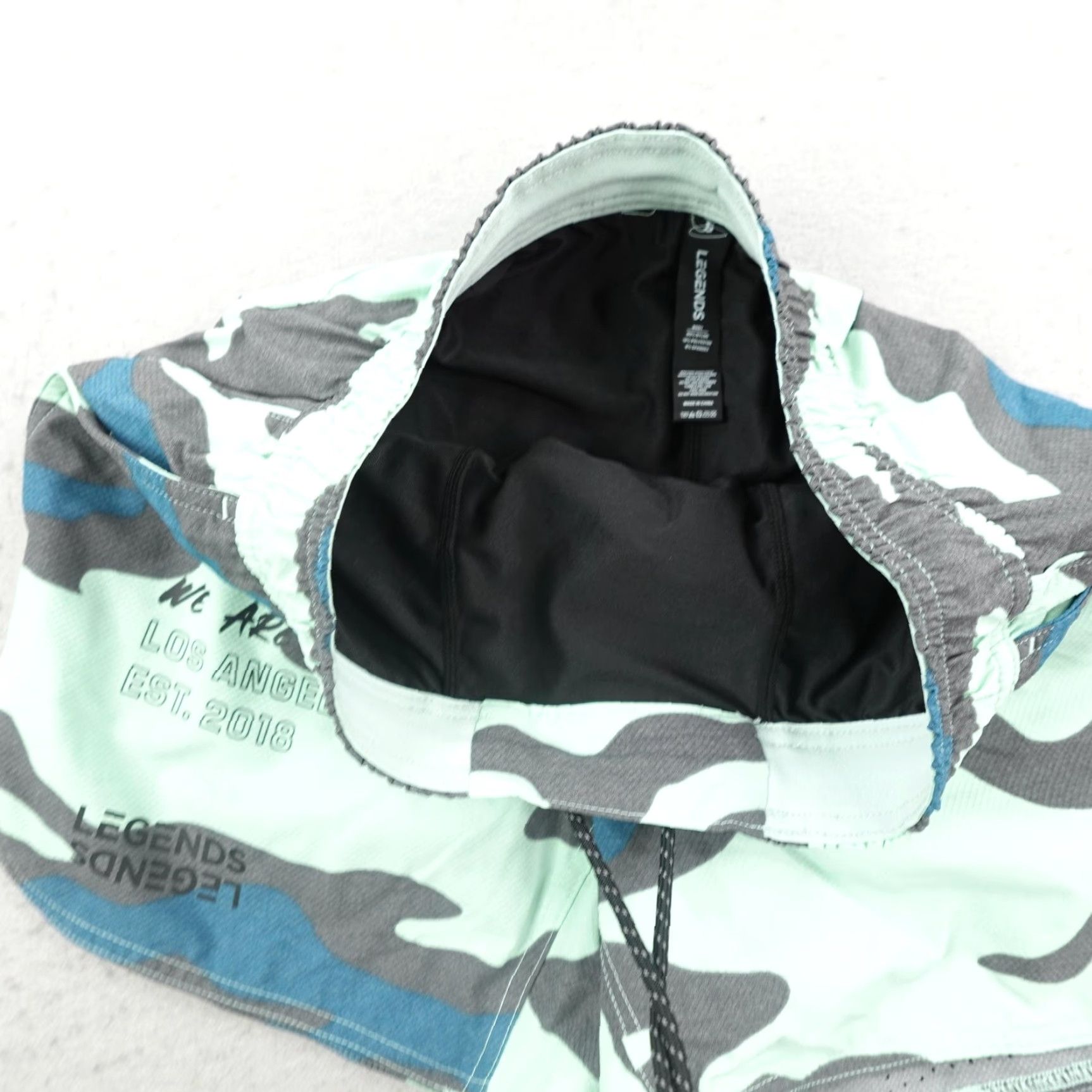Vintage Legends Shorts Mens S Green Camo Lined 5" Performance Running Gym Athletic Size US 29 - 6 Thumbnail