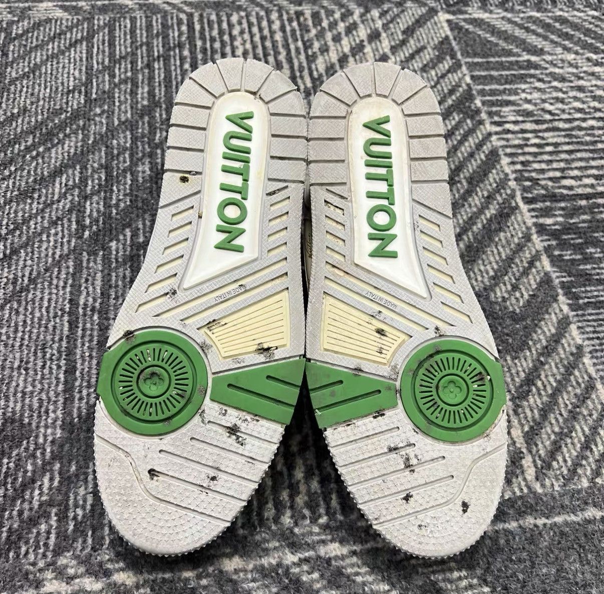 Louis Vuitton Louis Vuitton Trainer Velcro J42 Size US 8 / EU 41 - 4 Thumbnail