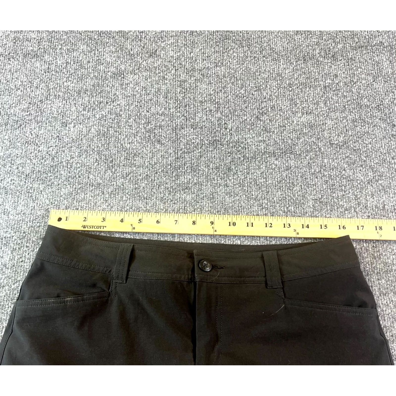 Eddie Bauer Eddie Bauer Skort Women 8 Black Stretch A-Line Golf Skirt Performance Activewear Skort Womens Black 8 Athletic Golf Clothing Size 30" / US 8 / IT 44 - 3 Thumbnail