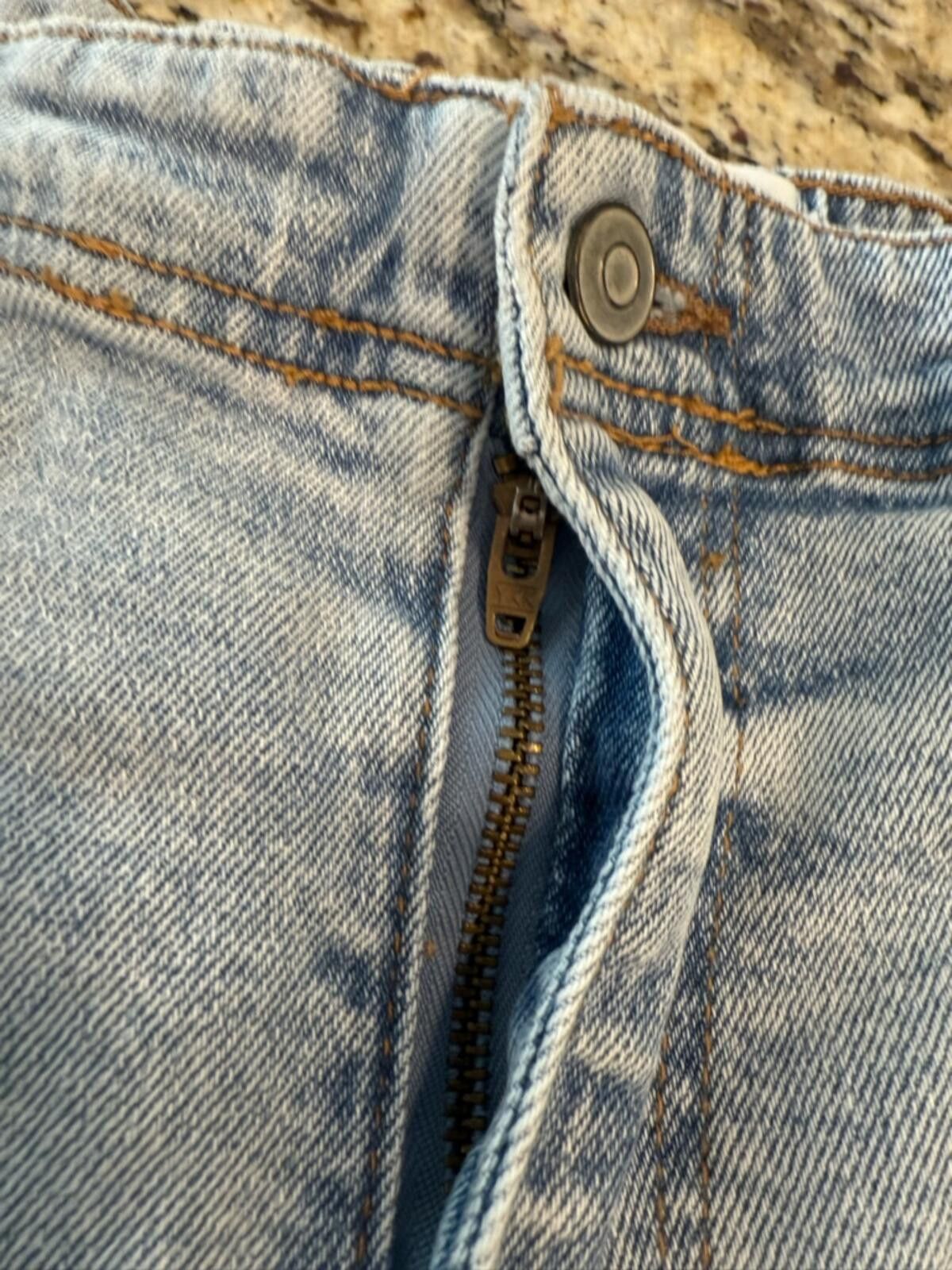 Other RE Generation by Celebrity Pink cutoff denim jean shorts XL Size 40" / US 18 - 3 Thumbnail