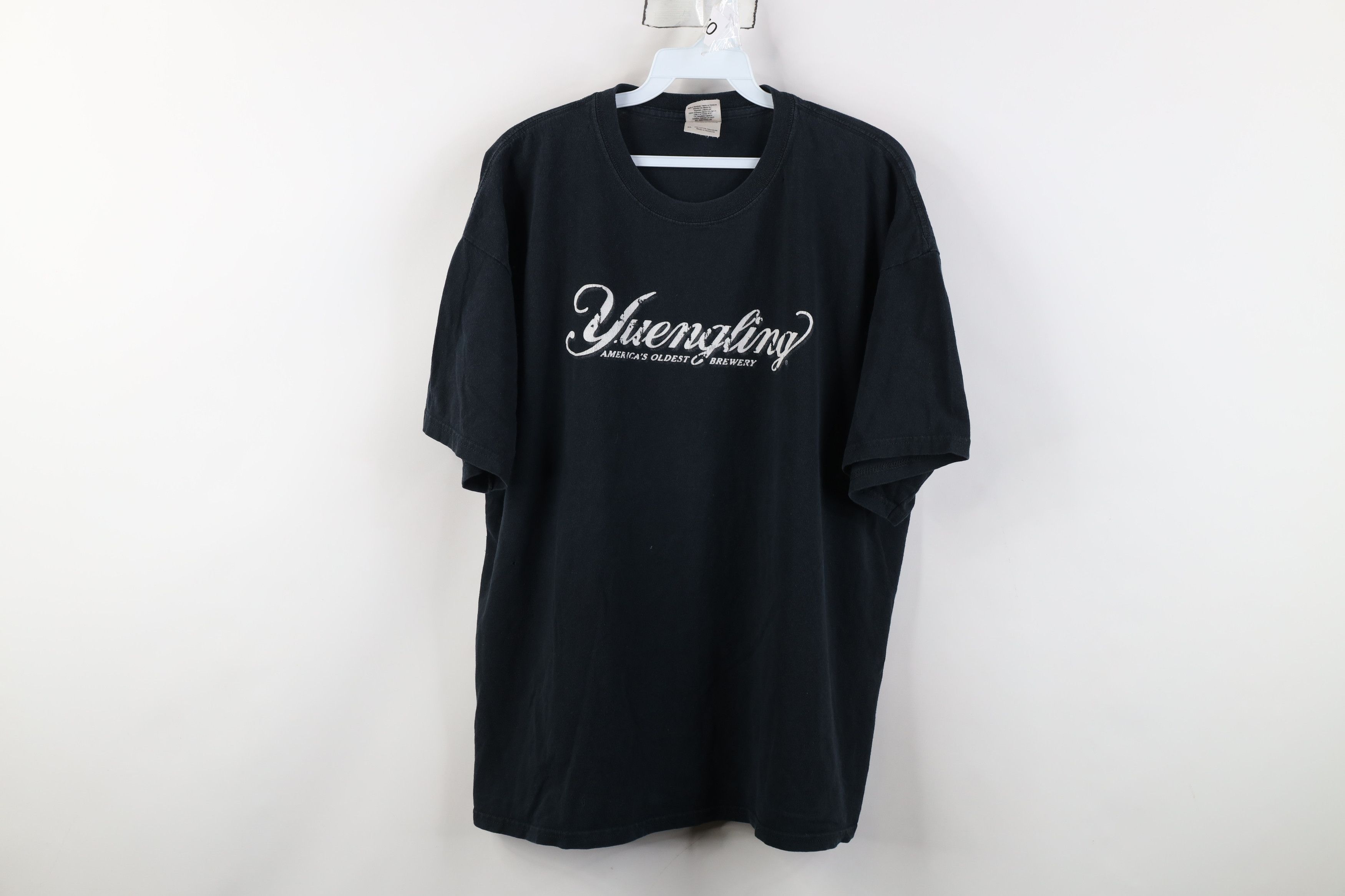 Vintage Vintage Yuengling Traditional Lager Pennsylvania T-Shirt Size US XL / EU 56 / 4 - 1 Thumbnail