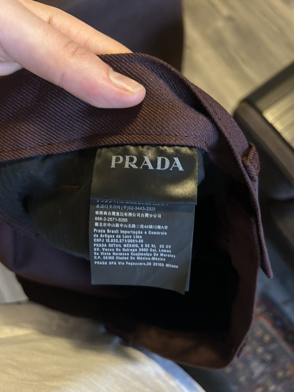 Prada Prada Logo Slim-Fit Trousers in Burgundy Size US 34 / EU 50 - 13 Thumbnail