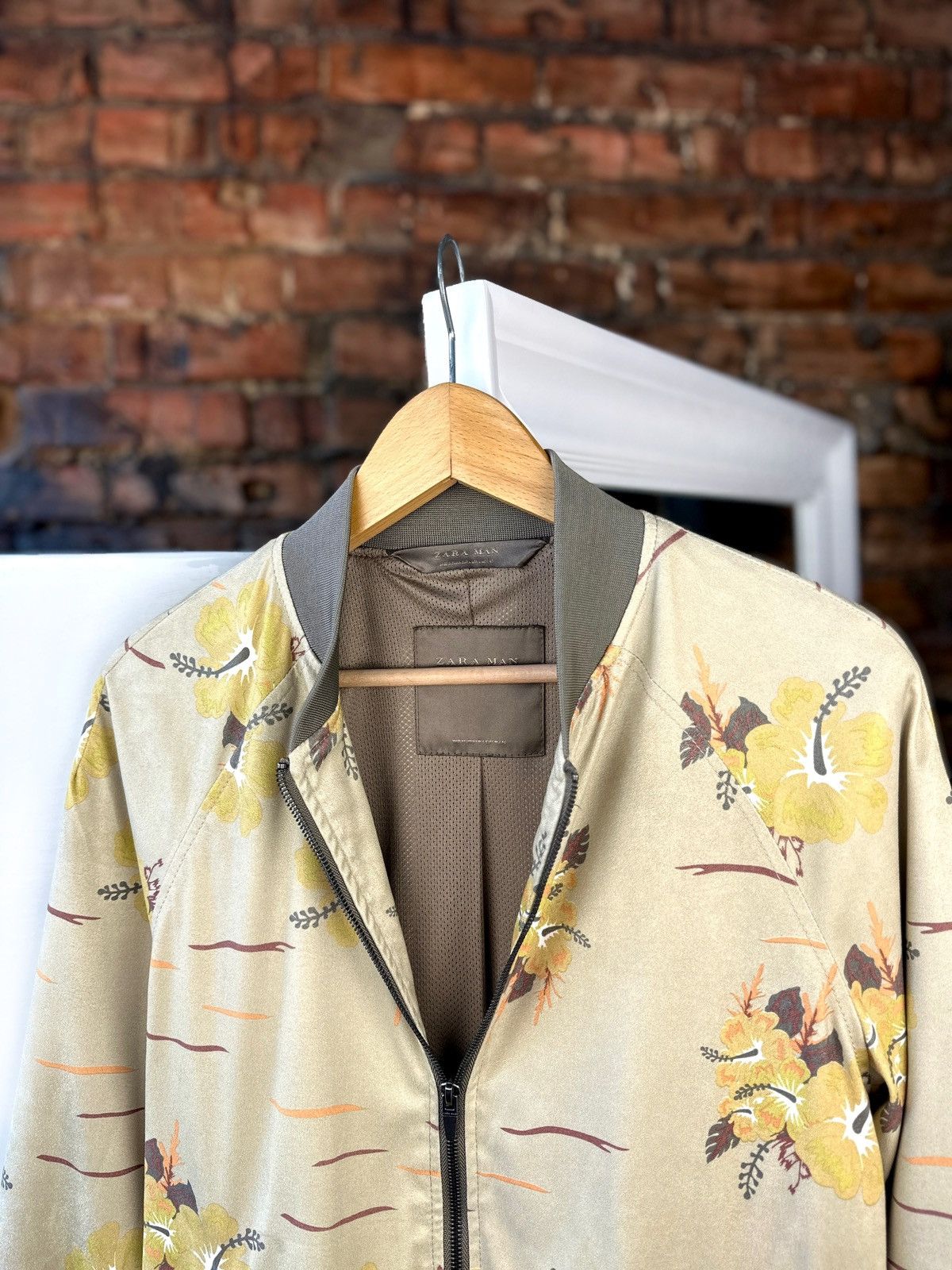 Zara Zara Man Flower Jacket Full Zip Multicolour Size: L Size US L / EU 52-54 / 3 - 3 Thumbnail