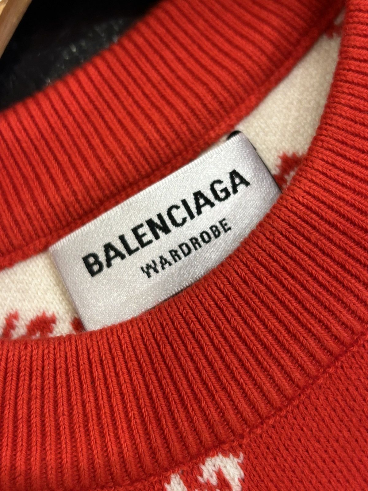 Balenciaga Balenciaga AOP Sweater - Red Size S / US 4 / IT 40 - 3 Thumbnail