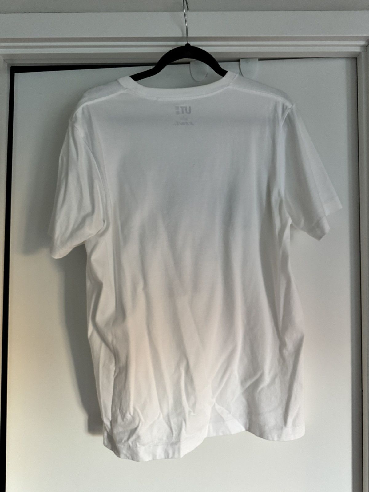 Kaws × Uniqlo Kaws Uniqlo Tee Size US M / EU 48-50 / 2 - 3 Thumbnail