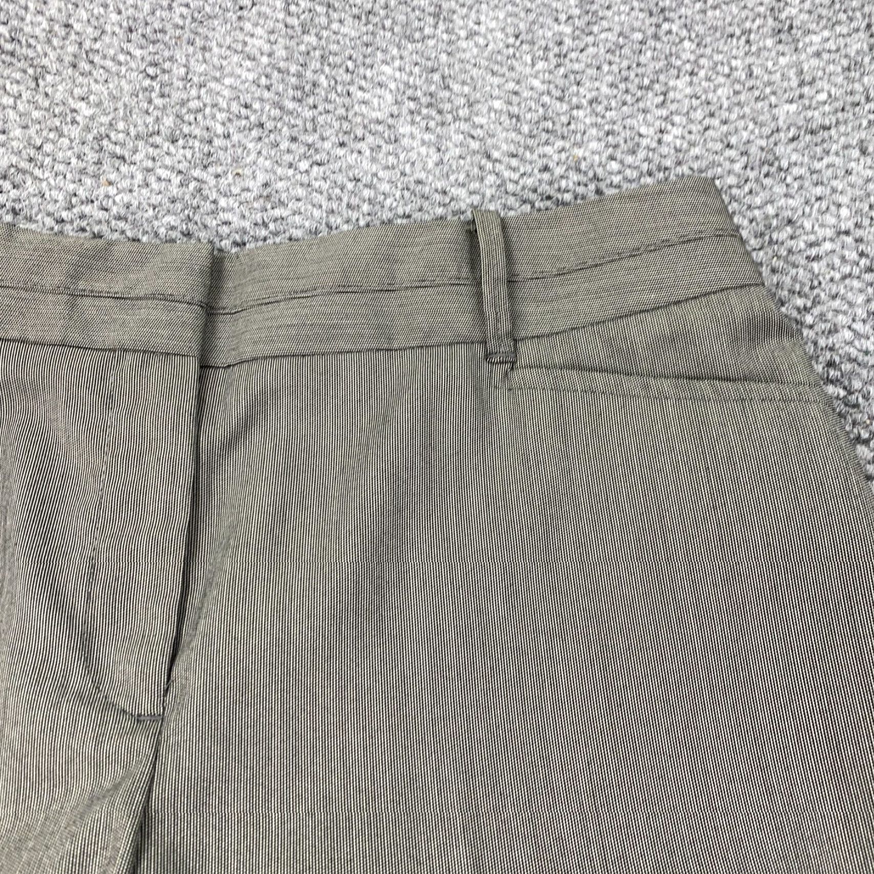 Van Heusen Van Heusen Studio Pants Womens 8 Gray Stretch Dress Slacks Career Office Work Slacks Straight Pockets Wom en Size 30" / US 8 / IT 44 - 3 Thumbnail