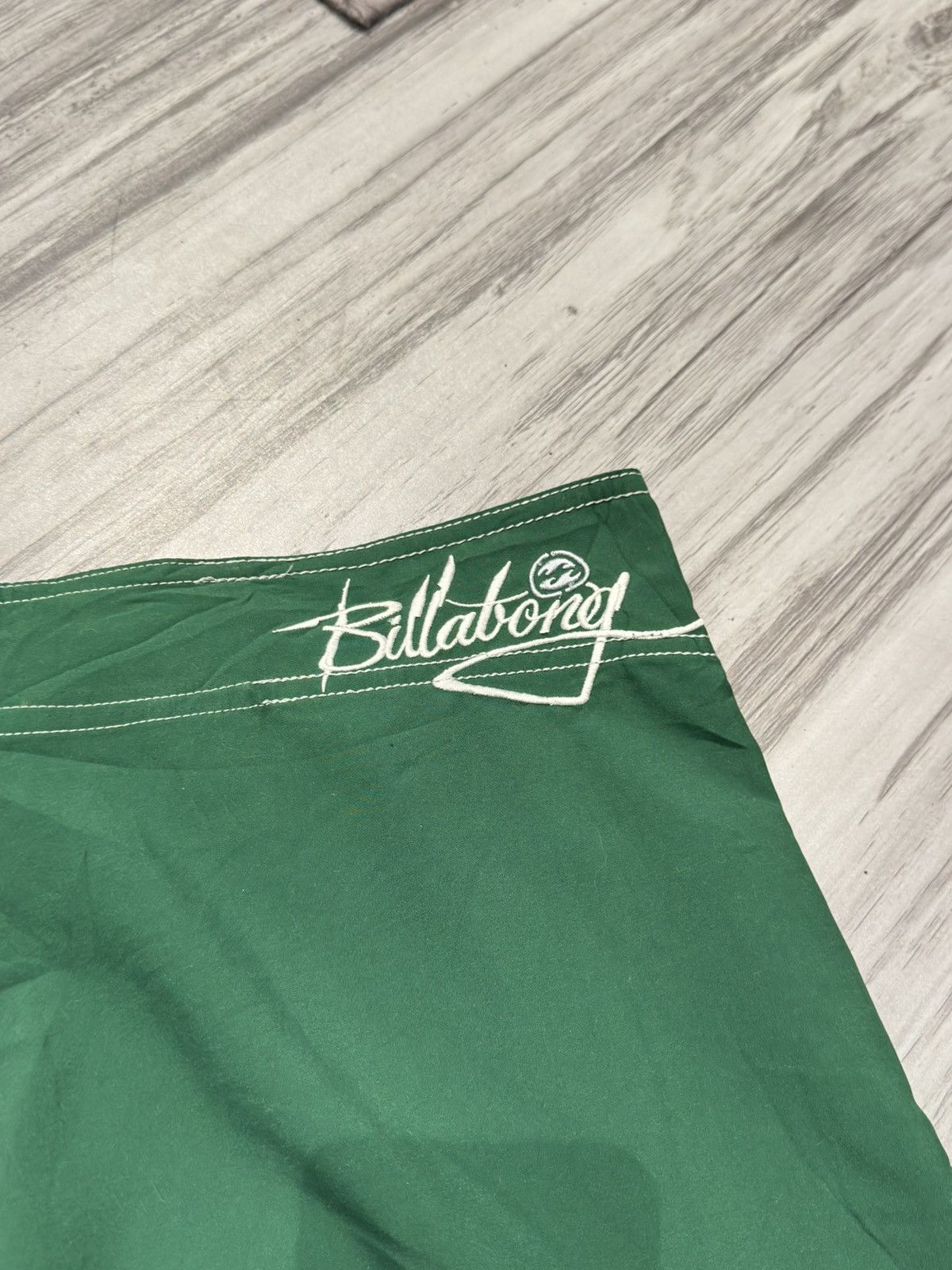 Billabong Rare vintage Billabong Andy Irons Rising Sun Y2K Boardshorts Size US 33 - 9 Thumbnail
