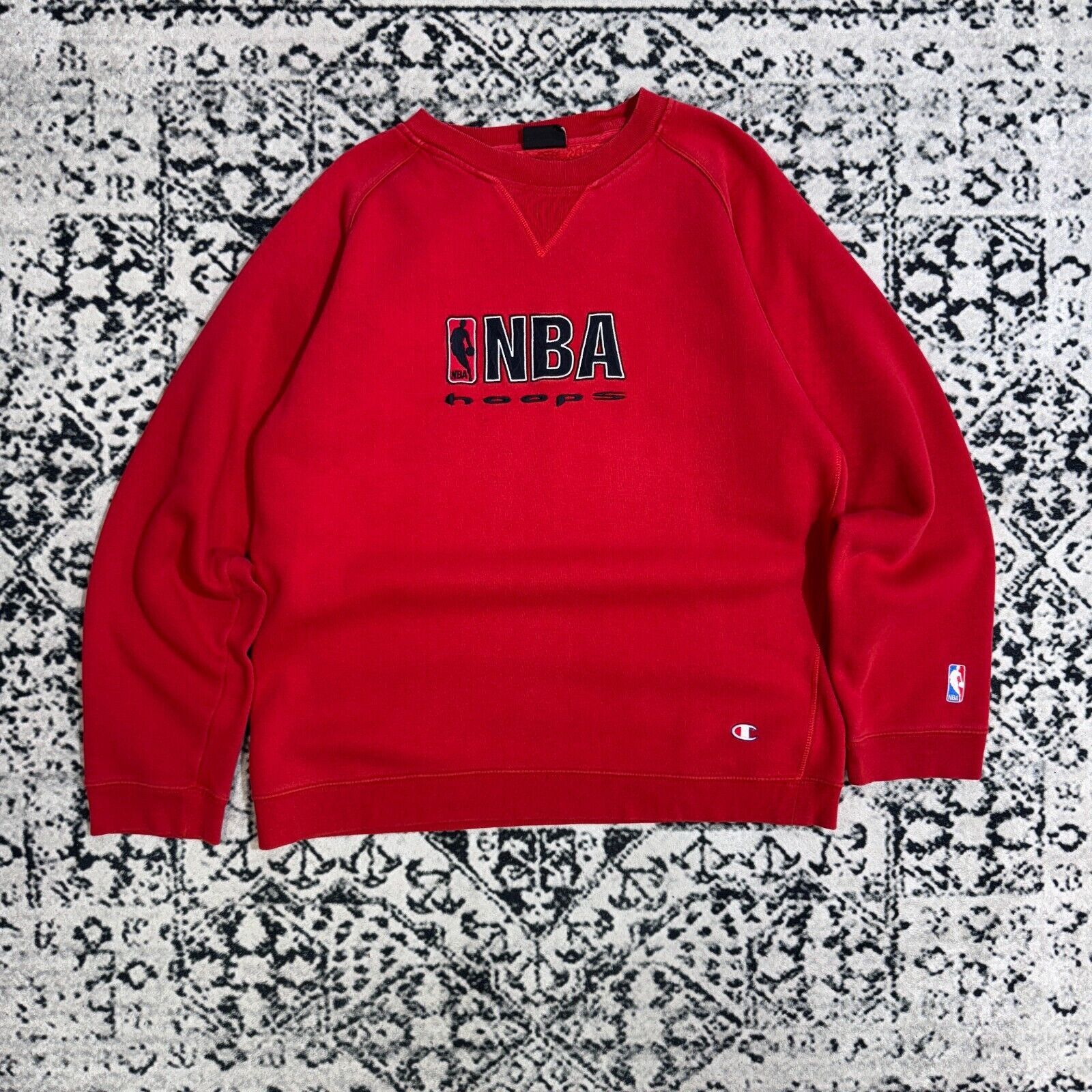 Champion × Vintage Champion Red Cotton Crewneck Size M NBA 90s Jordan T-Shirt Size US M / EU 48-50 / 2 - 1 Thumbnail