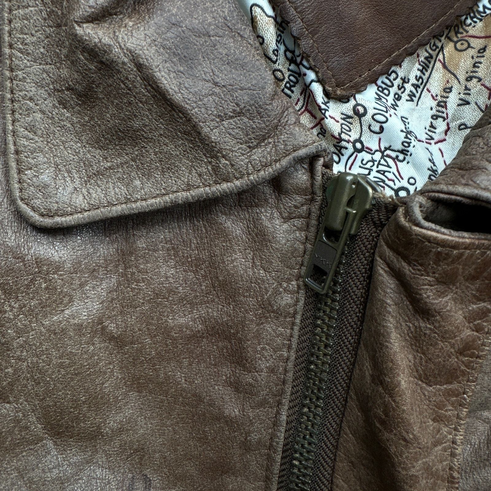 Roundtree & Yorke Vintage Roundtree & Yorke Bomber Leather Jacket XL Map Size US XL / EU 56 / 4 - 15 Thumbnail