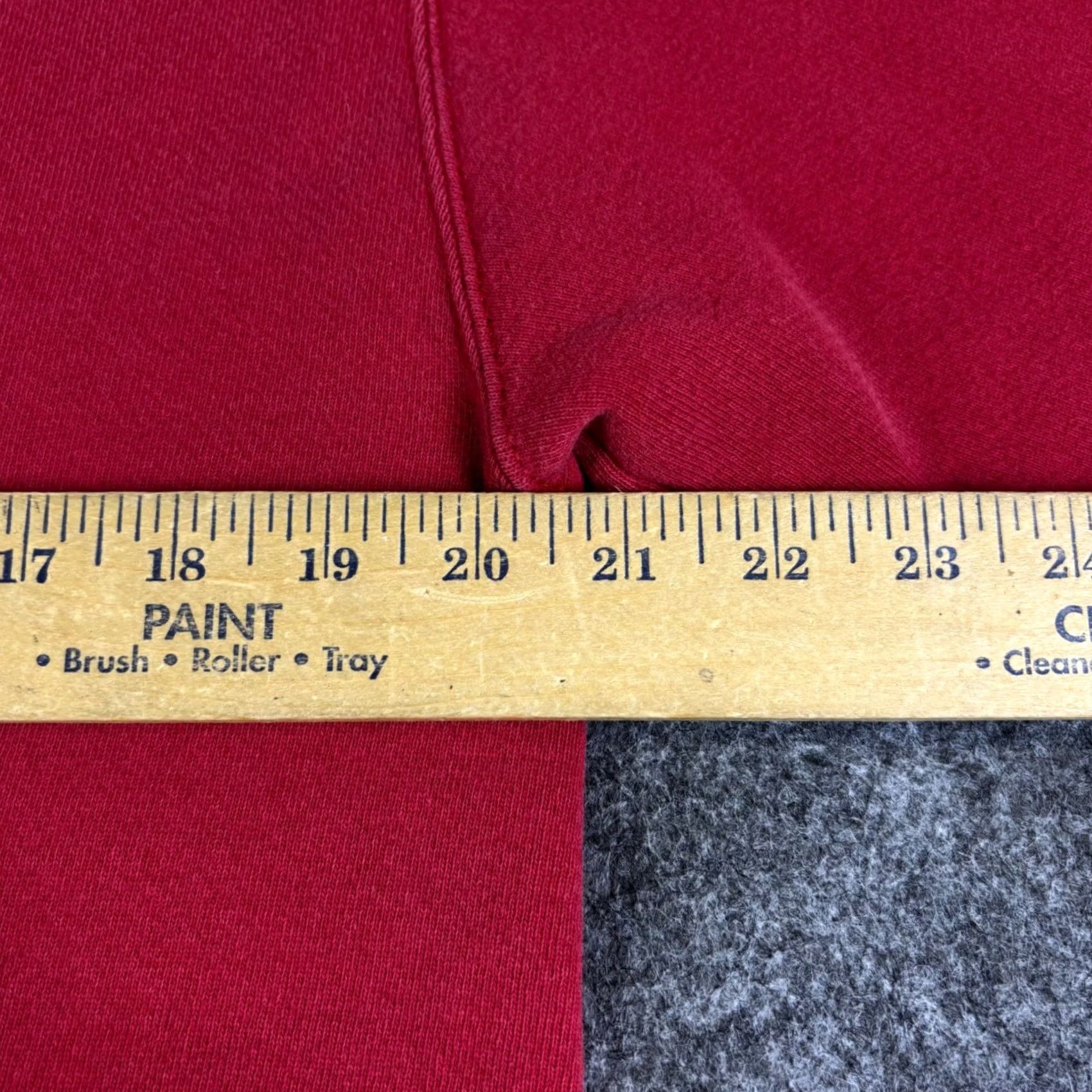 Nike VINTAGE Nike Sweatshirt Crewneck Red S Mens Small 90s Nike Sportswear Logo Embroidered Cotton Blend Pullover Size US S / EU 44-46 / 1 - 4 Thumbnail