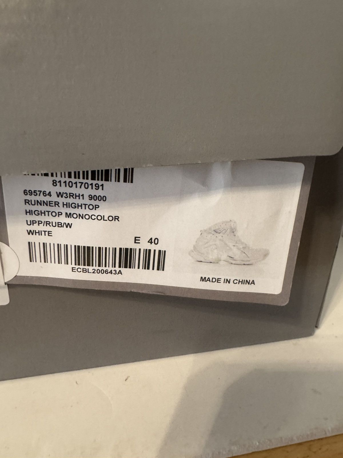 Balenciaga Balenciaga Men’s Runner Sneaker (White) New Size 40 Size US 7 / EU 40 - 9 Thumbnail