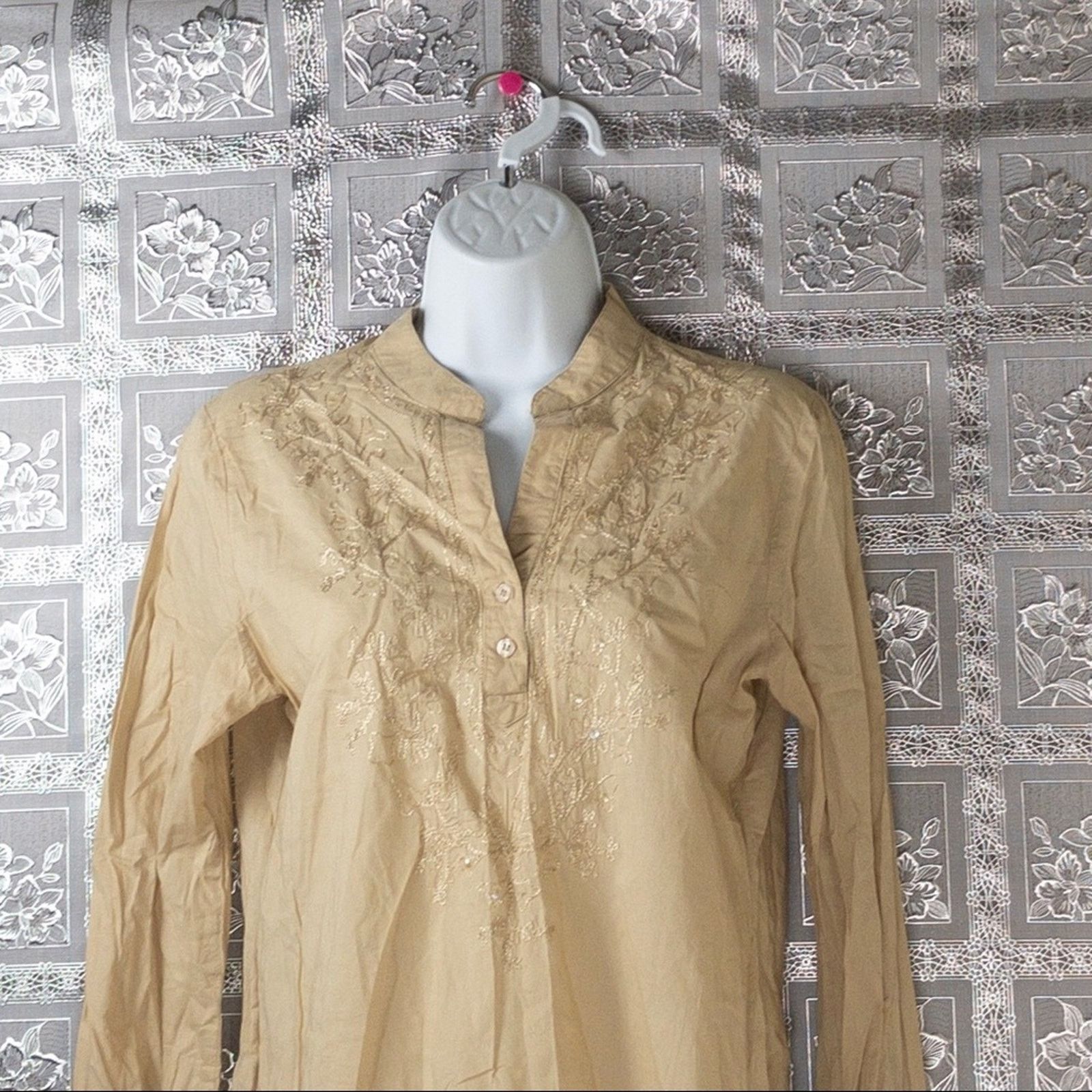 Other NWT Erik Stewart Beige Tan Floral Embellished Top Size S / US 4 / IT 40 - 4 Thumbnail