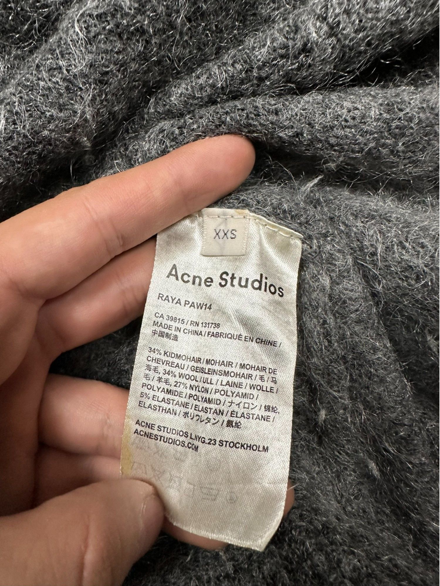 Acne Studios Acne Studios Mohair Fuzzy Long Raya Paw14 Cardigan Size M / US 6-8 / IT 42-44 - 6 Thumbnail