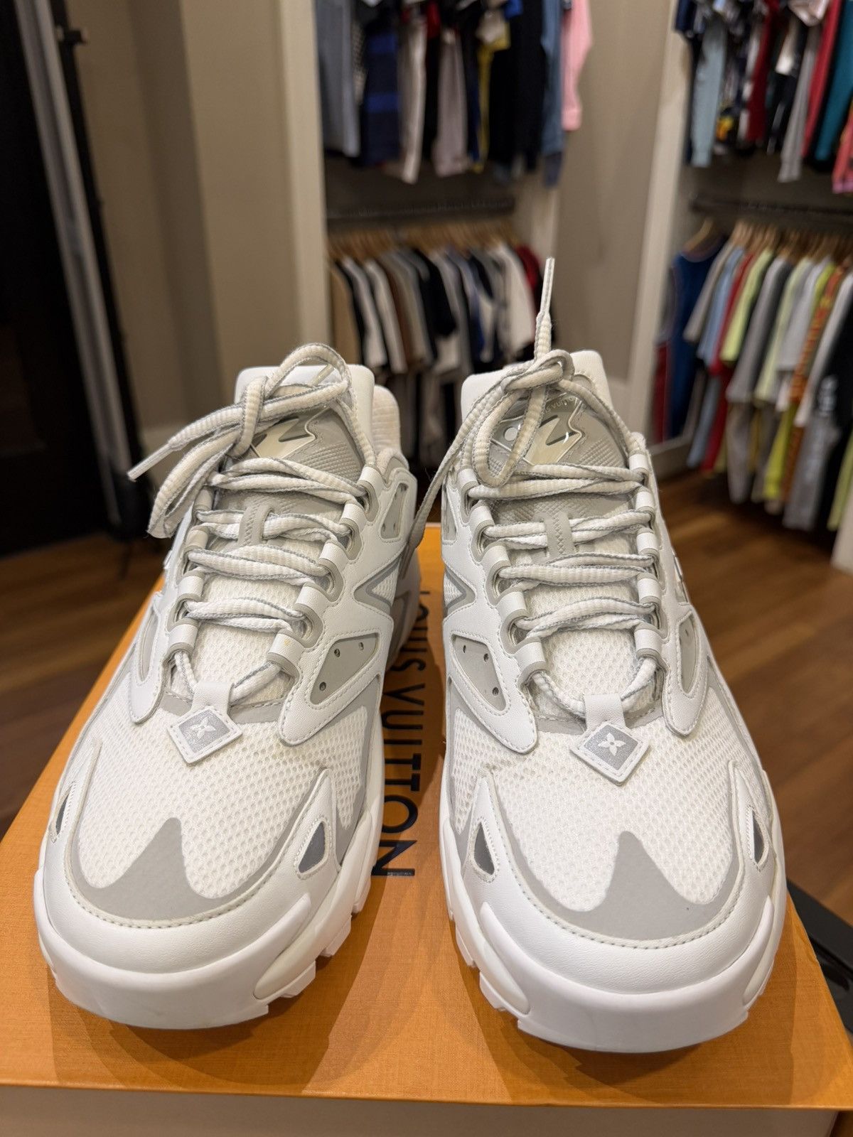 Louis Vuitton Louis Vuitton Runner Tatic Sneaker - White Size US 10 / EU 43 - 5 Thumbnail