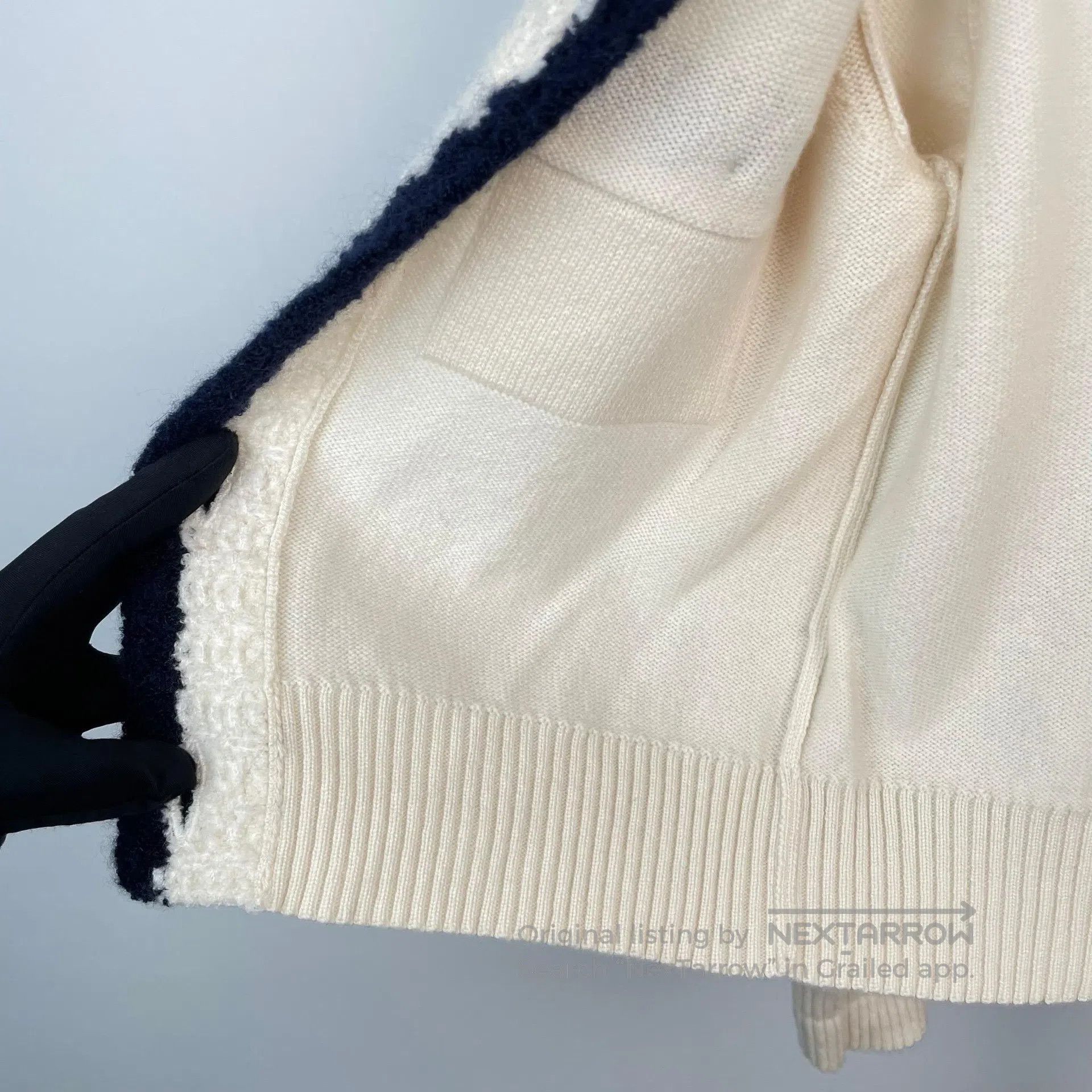 Chanel Chanel Beige and Black Edge Long Sleeve Cashmere Knit Open Size XXS / US 00 / IT 34 - 4 Thumbnail