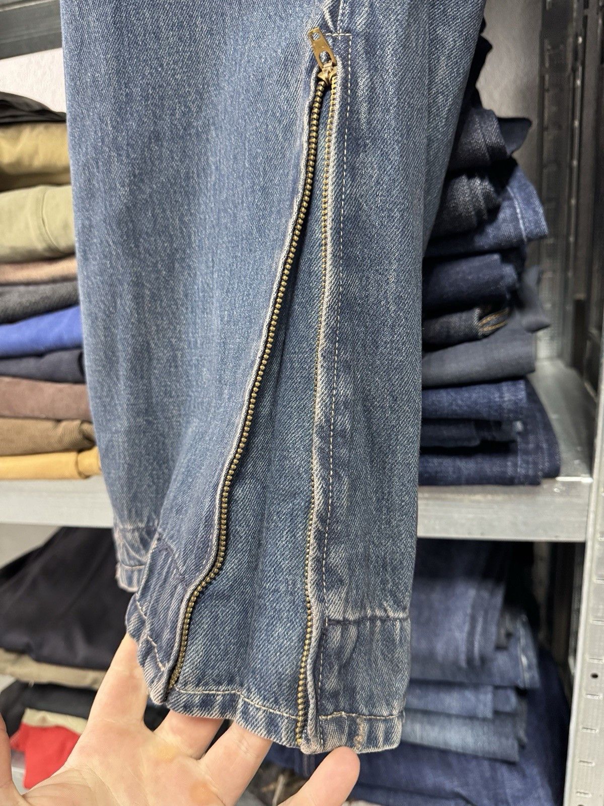 Levi's NWT Levi’s Engineered Jeans Mens Twisted Buckle Back Leg Zip Size US 33 - 10 Thumbnail
