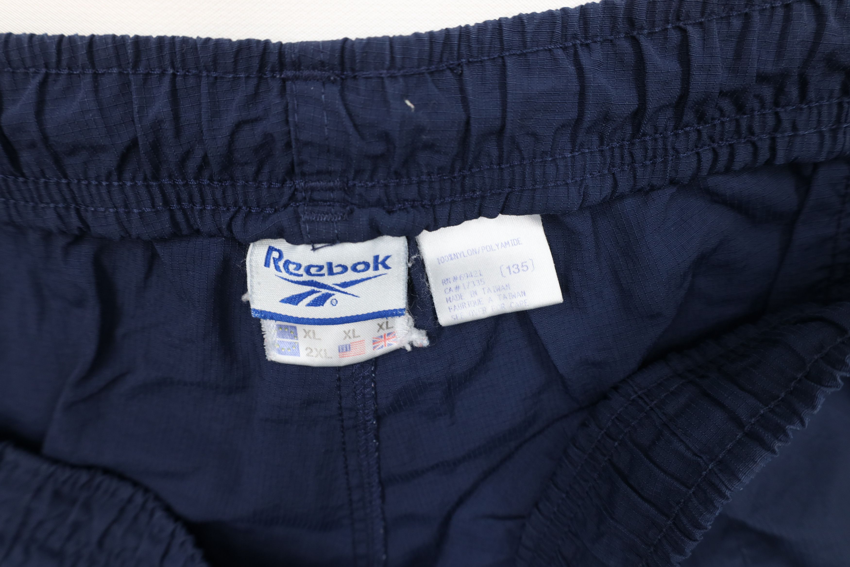 Reebok Vintage 90s Reebok Spell Ribbed Above Knee Shorts Navy Blue Size US 36 / EU 52 - 8 Thumbnail