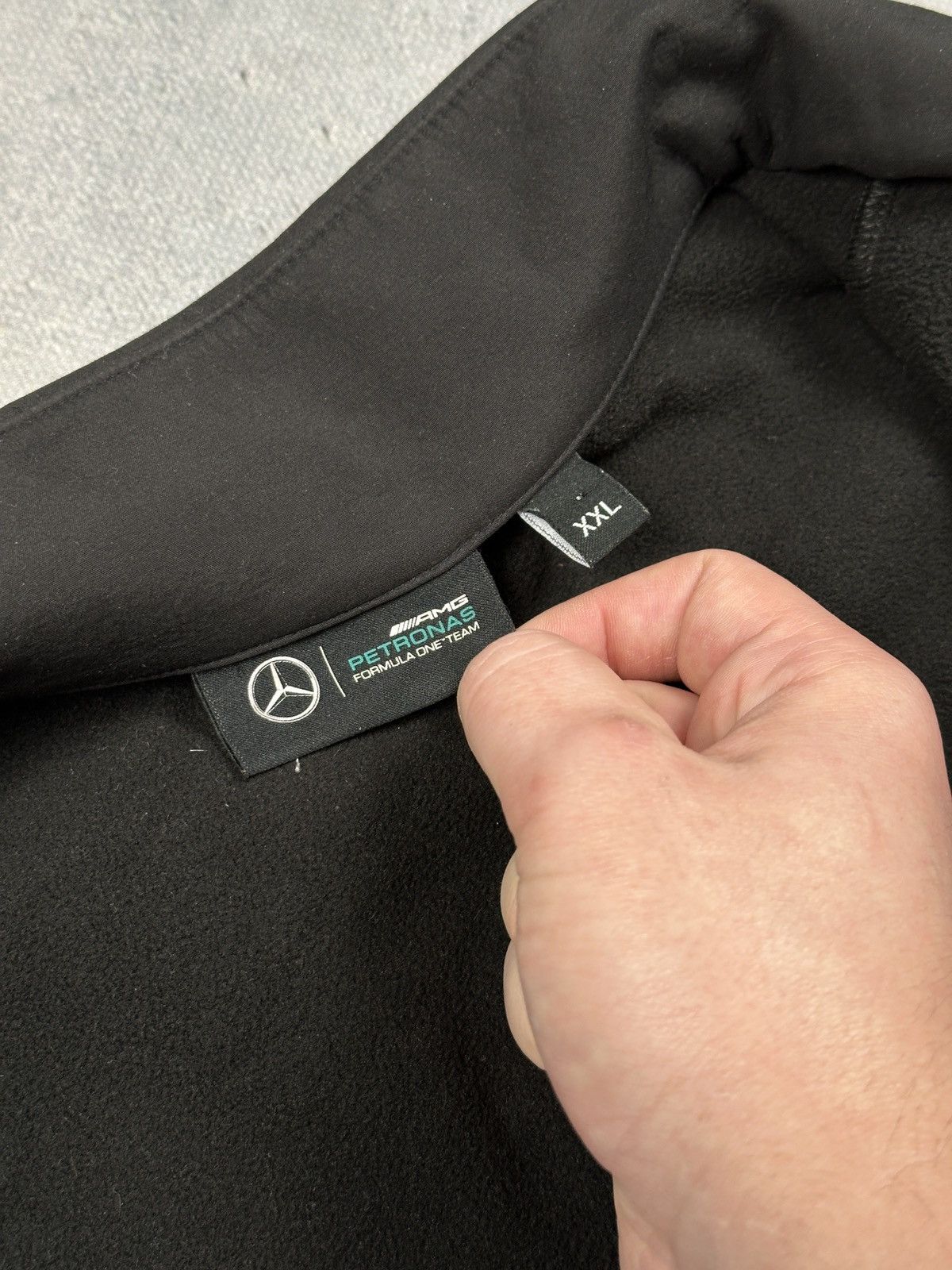 Formula 1 Mercedes AMG Petronas Formula One Team Softshell Jacket y2k Size US XXL / EU 58 / 5 - 11 Thumbnail