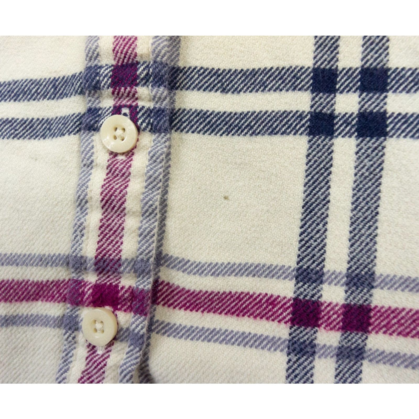 Patagonia Patagonia Shirt Womens 12 White Fjord Flannel Long Sleeve Button Down Ladies Size XL / US 12-14 / IT 48-50 - 4 Thumbnail
