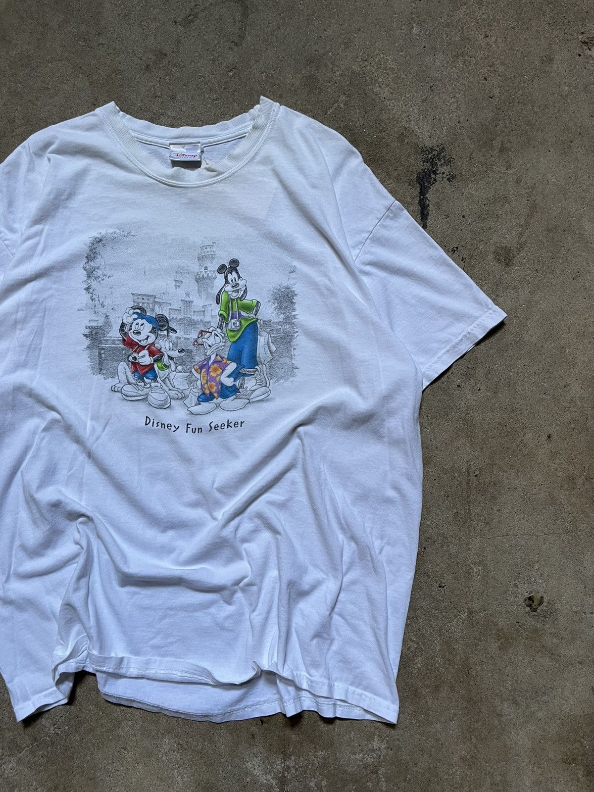 Disney Vintage Disney World “Fun Seekers” Mickey Goofy Donald Sz XL Size US XL / EU 56 / 4 - 1 Thumbnail