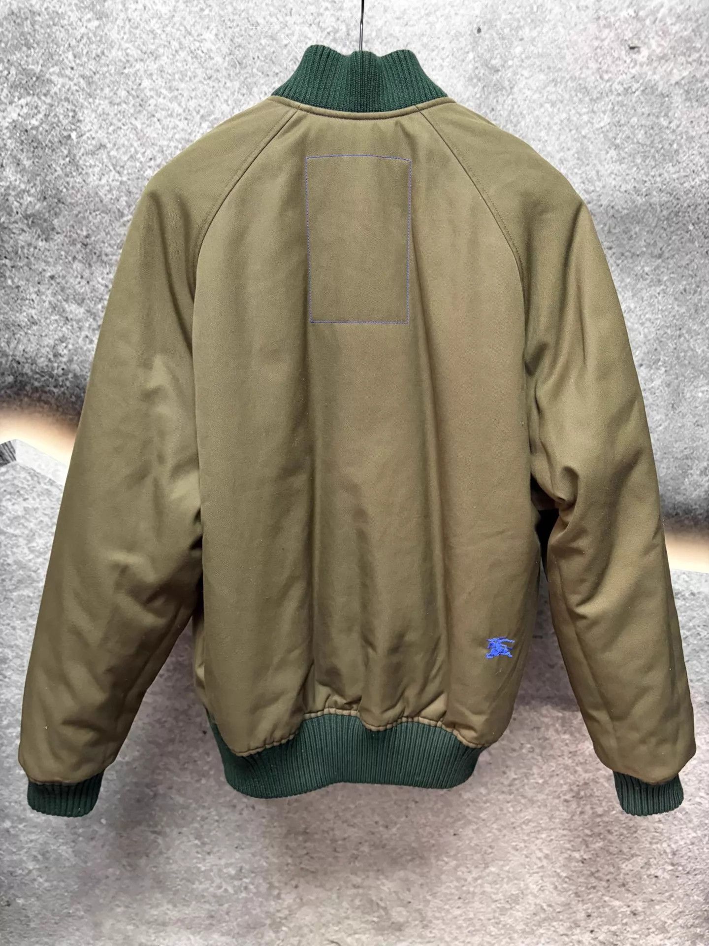 Burberry Burberry S Italian made like new oversized baseball jacket Size US S / EU 44-46 / 1 - 8 Thumbnail