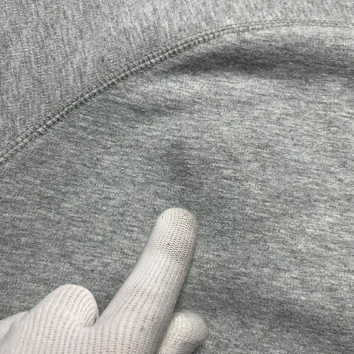 Diesel Vintage Diesel Big Central Logo Gray Sweatshirt Streetwear Size XL / US 12-14 / IT 48-50 - 14 Thumbnail