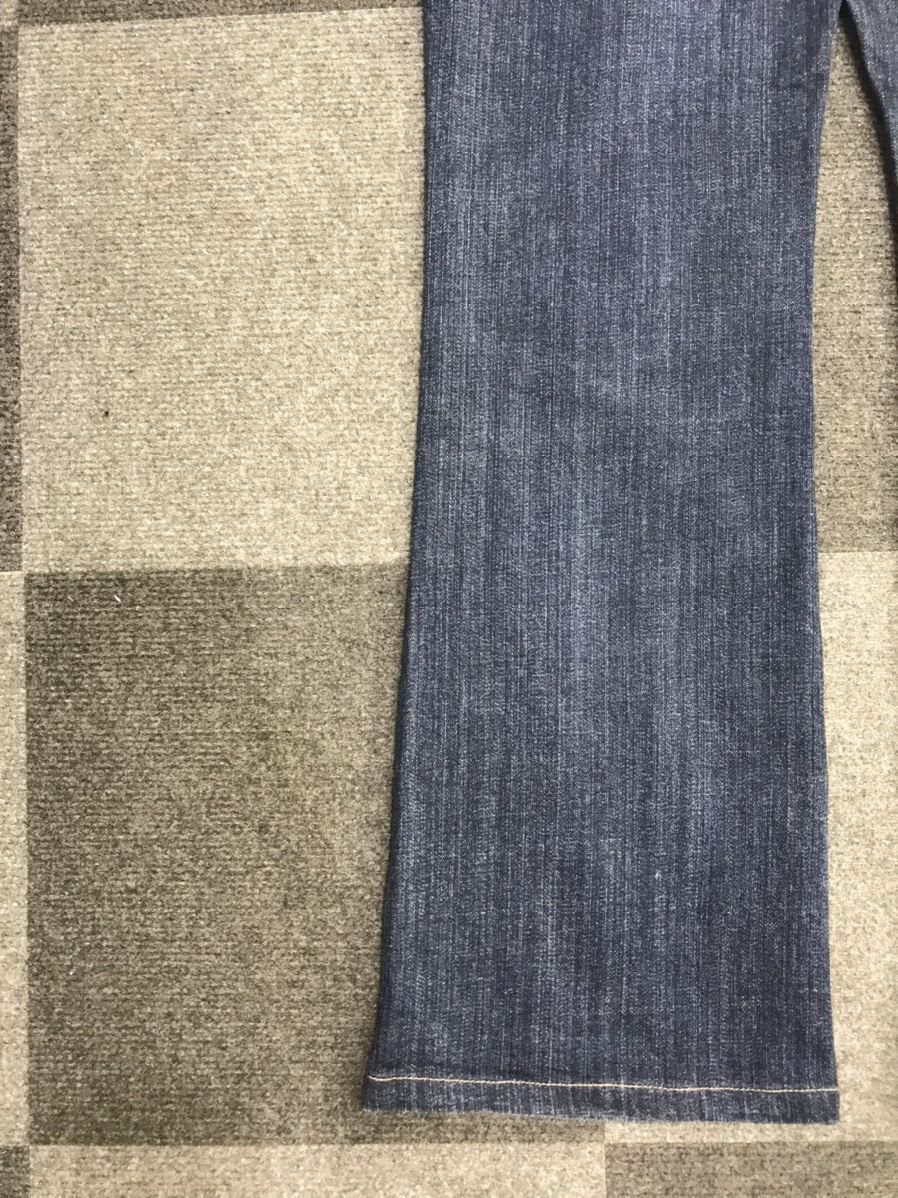 Japanese Brand Flare🔥Uniqlo Flare Stretchable Jeans F14 Size US 32 / EU 48 - 13 Thumbnail